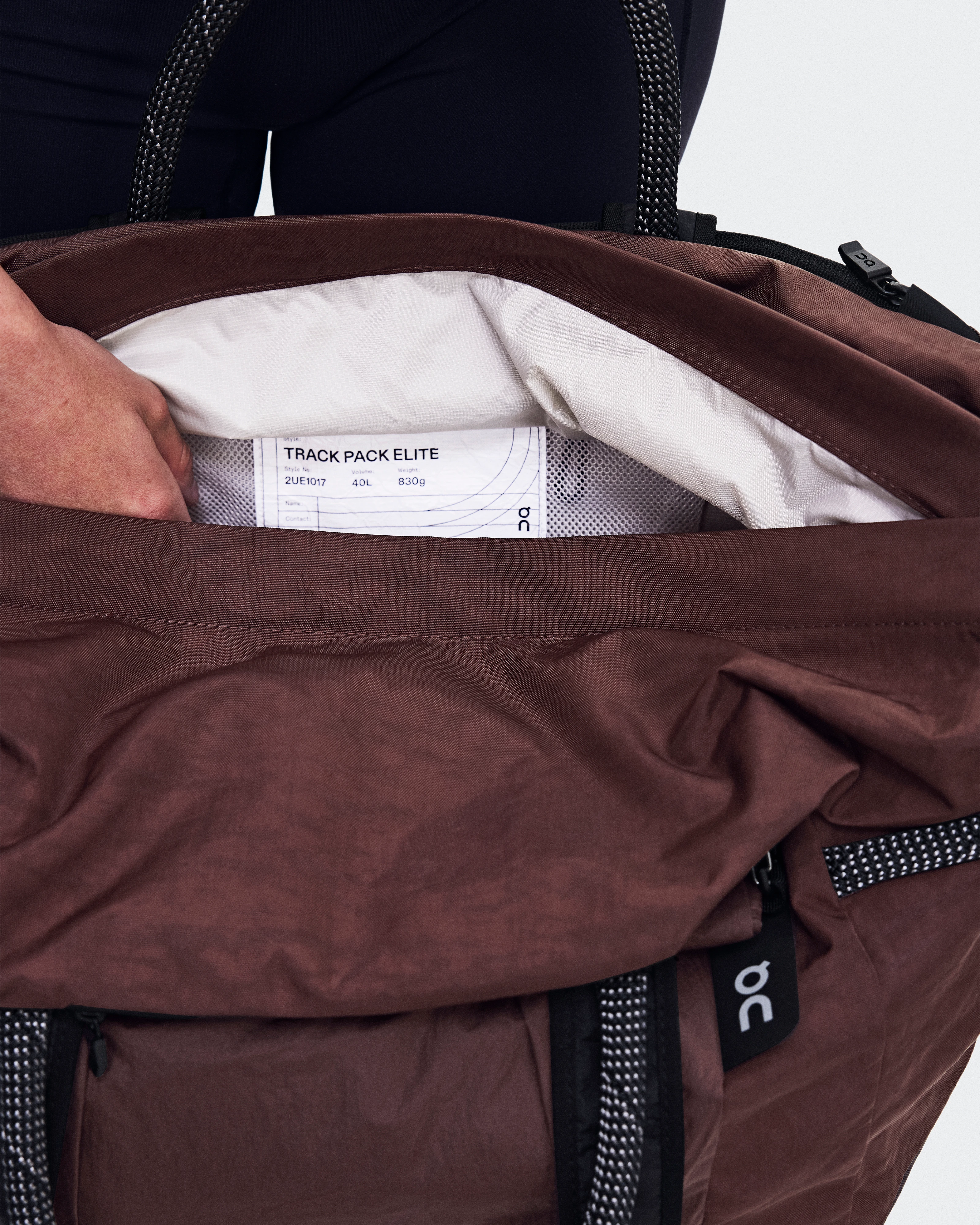 On Track Pack 40L Elite Cacao & Black Unisex Taschen