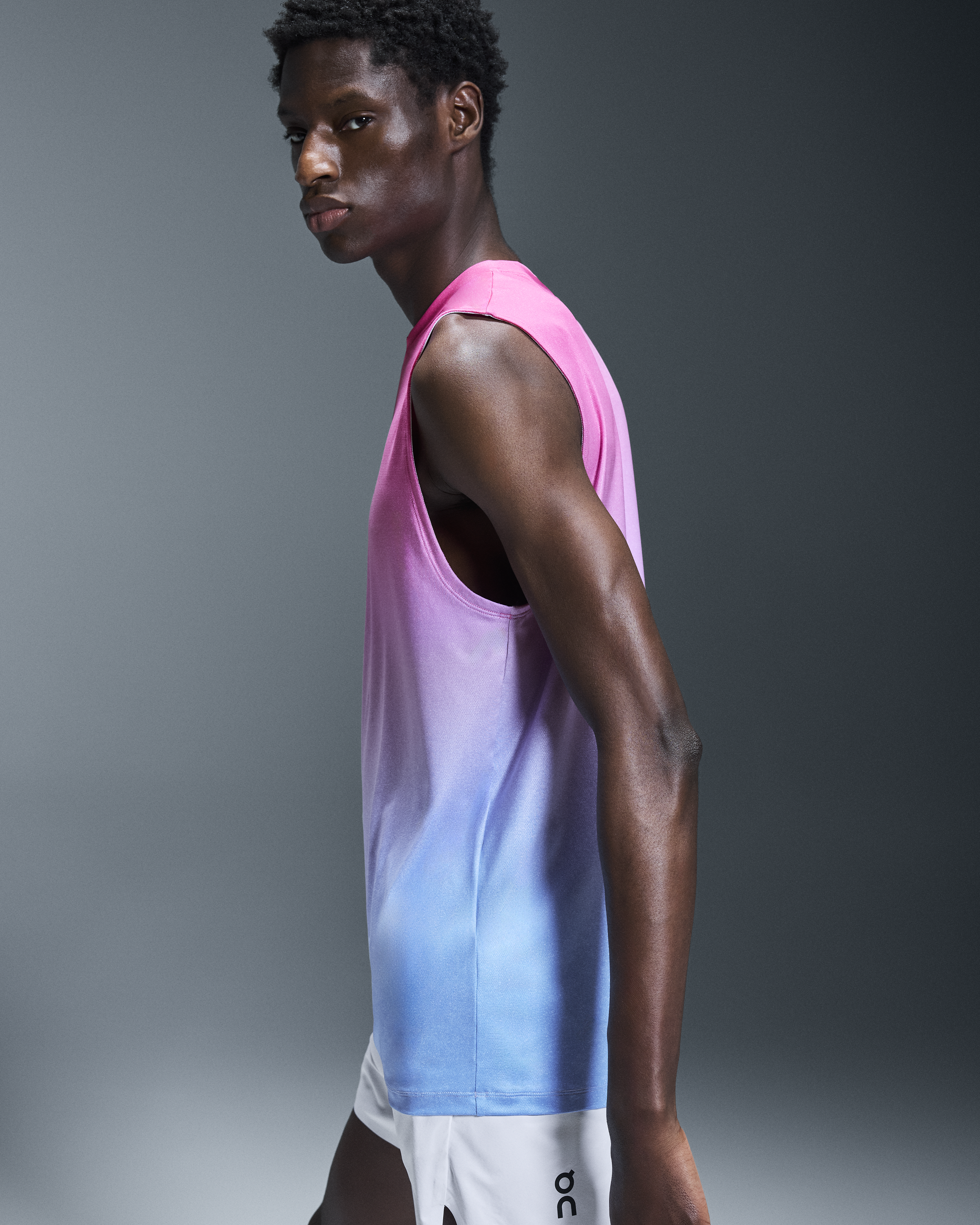 On グラデーション ノースリーブTシャツ On グラデーション ノースリーブTシャツ On Court Tank