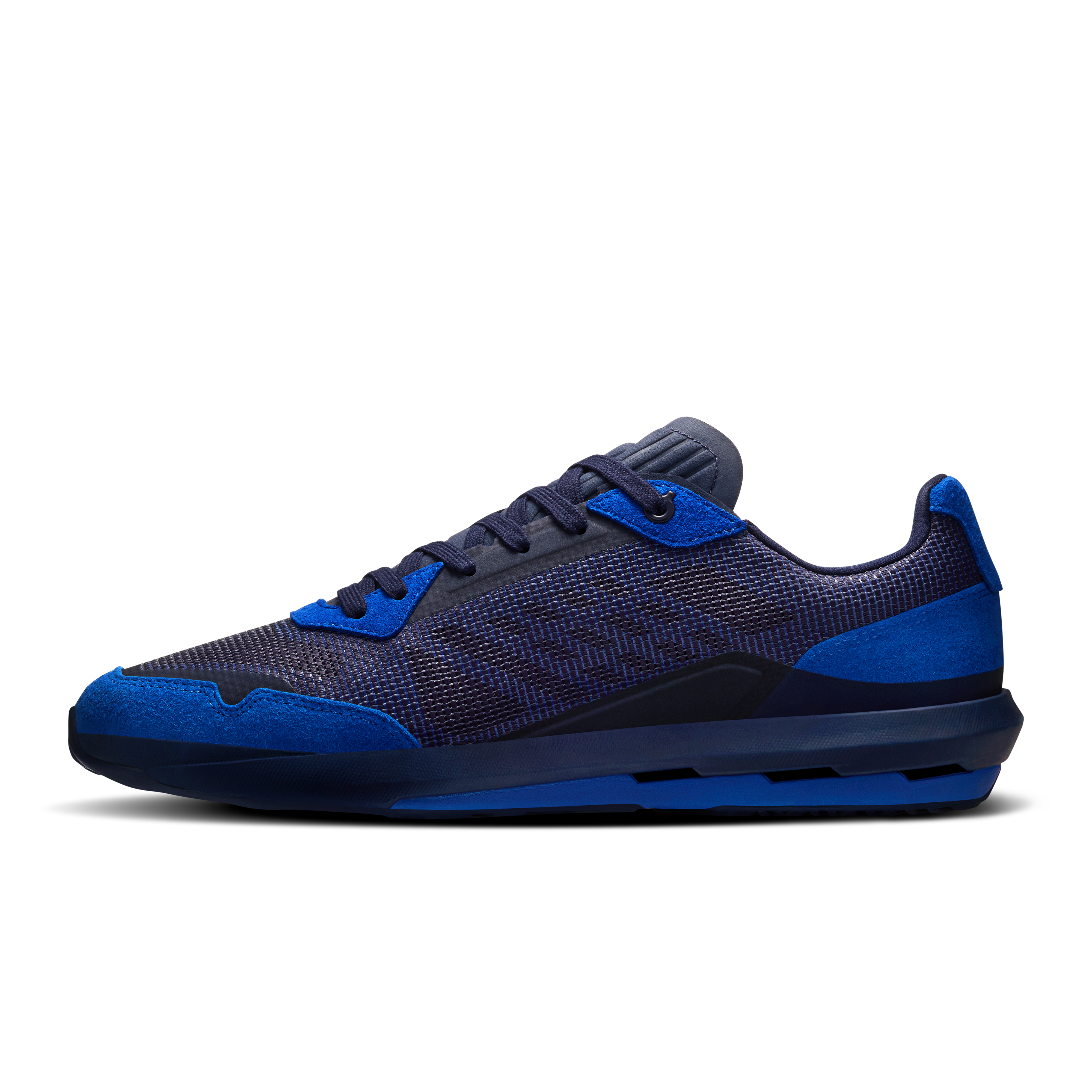 On Cloudmuse Midnight & Indigo Men Active life Shoes