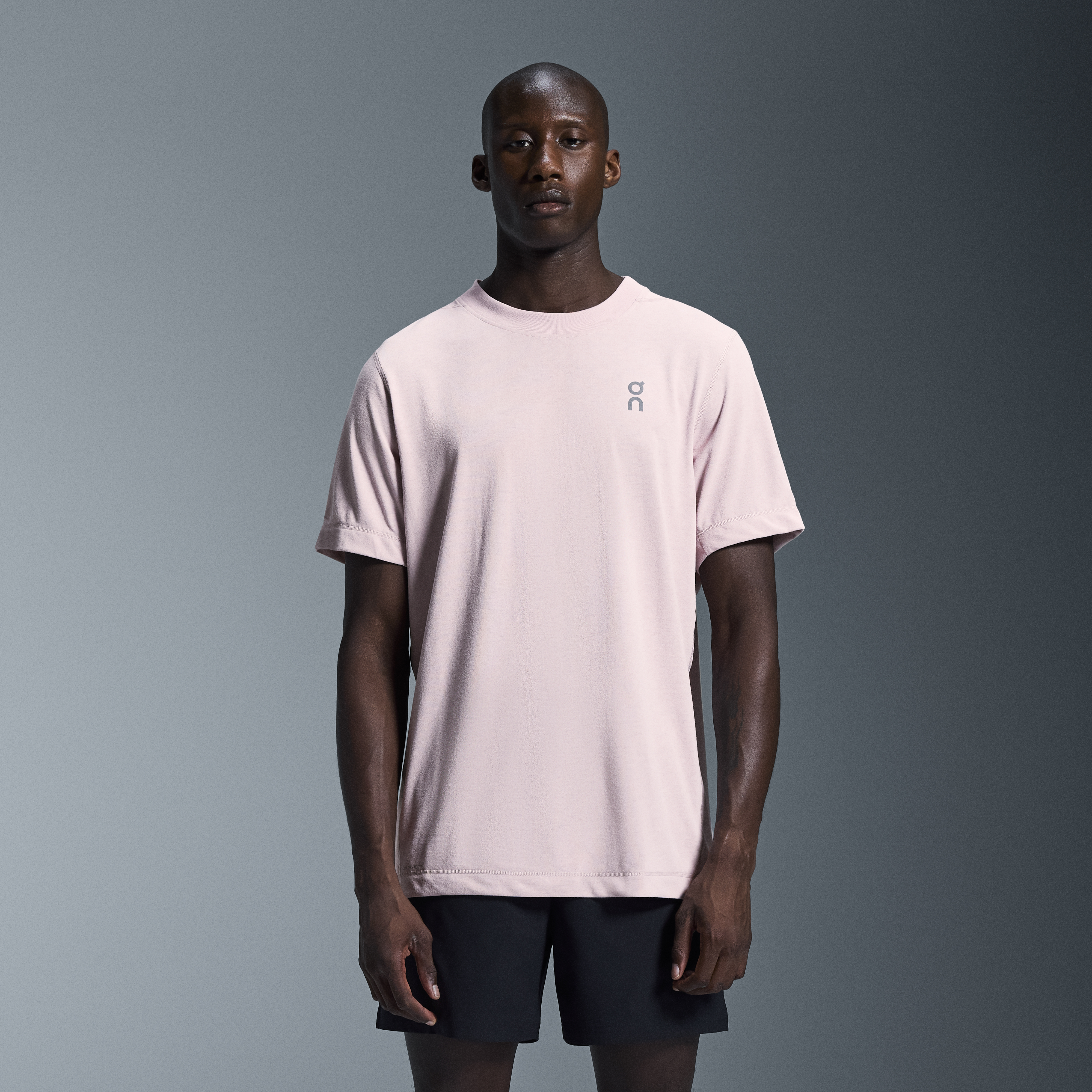 Train-T Short-Sleeve Shirt in Mauve