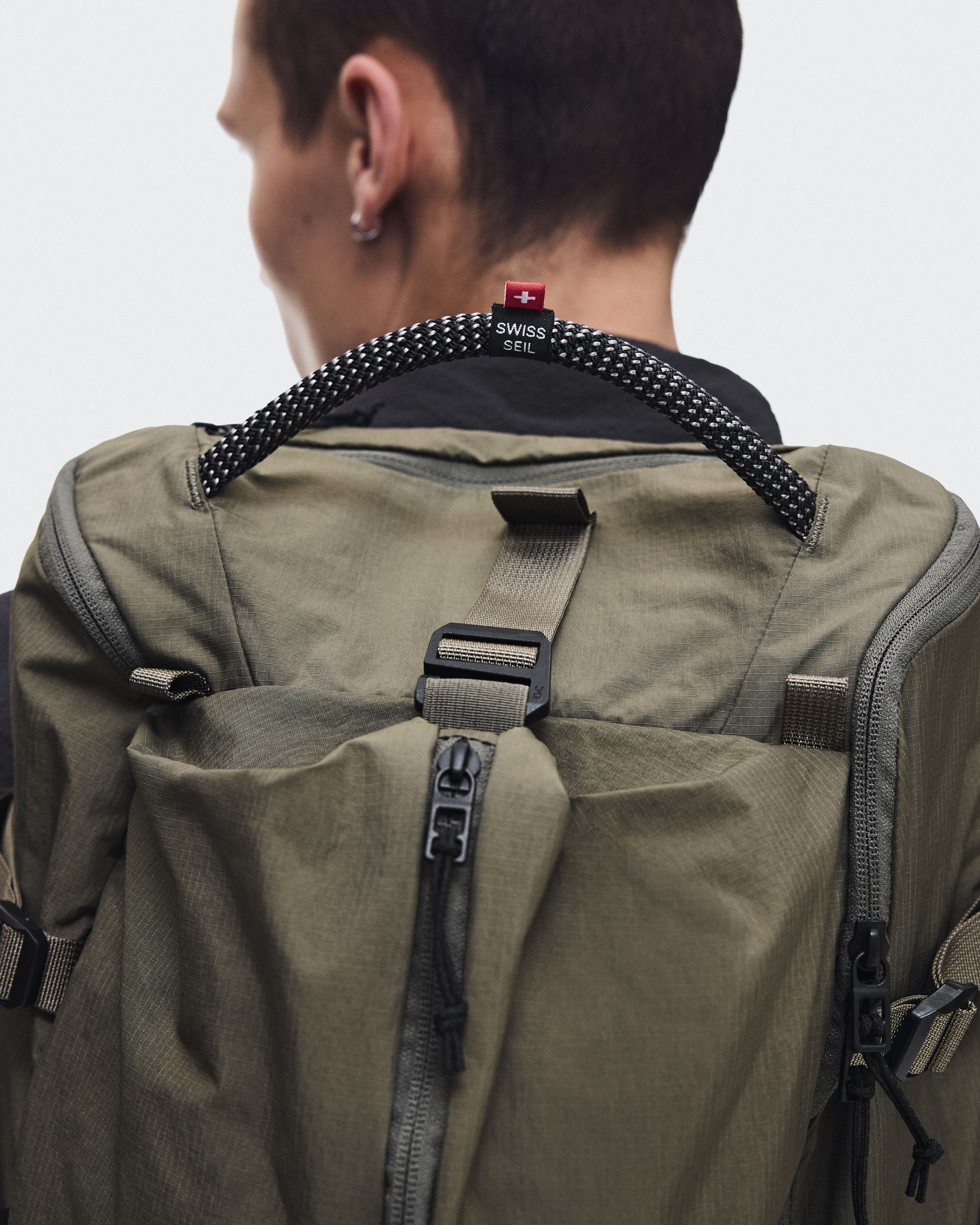 Speed Pack 30L | Green & Black | On United States