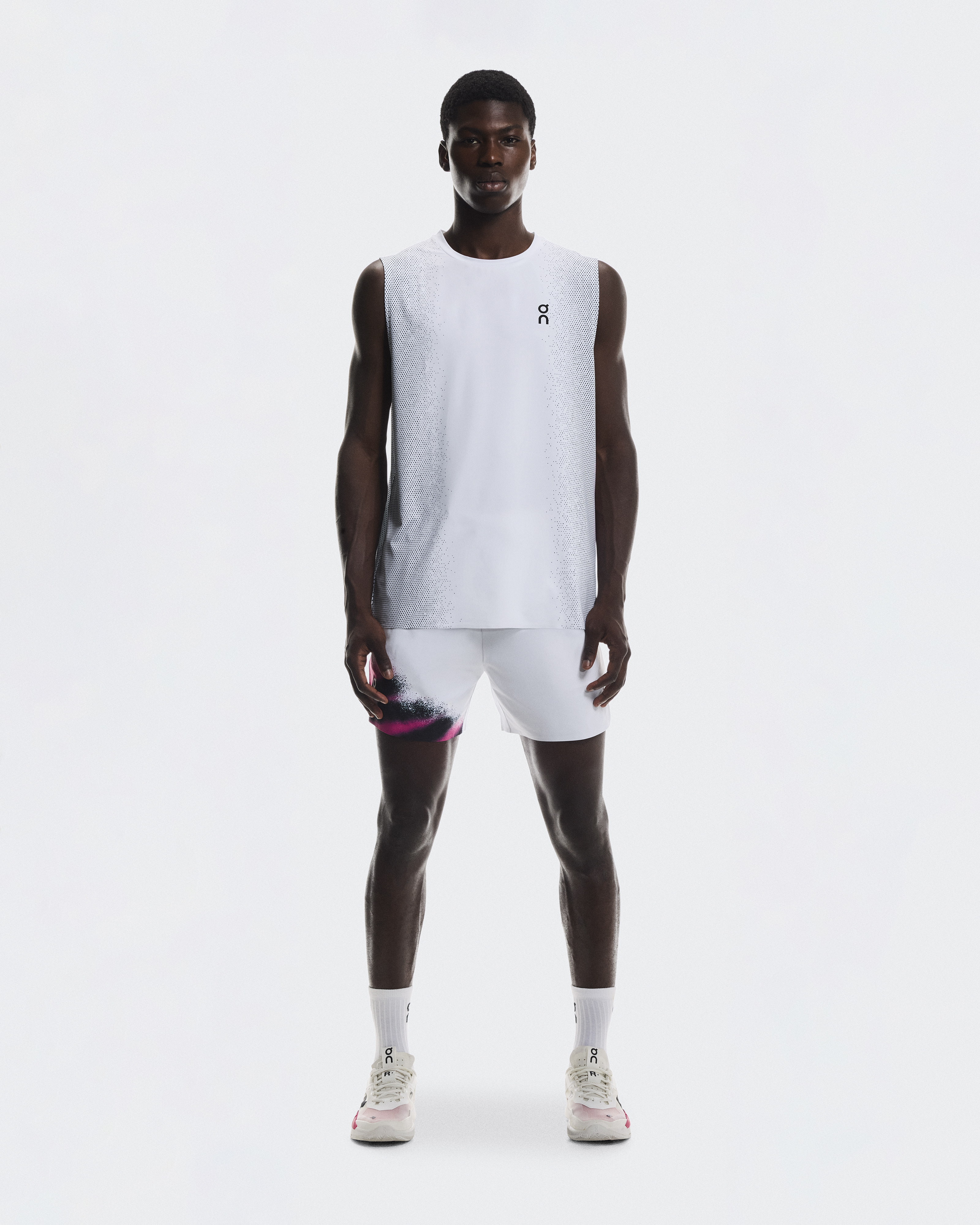 ウェア On Court Tank Women's Court Tank | White & Black | On United States