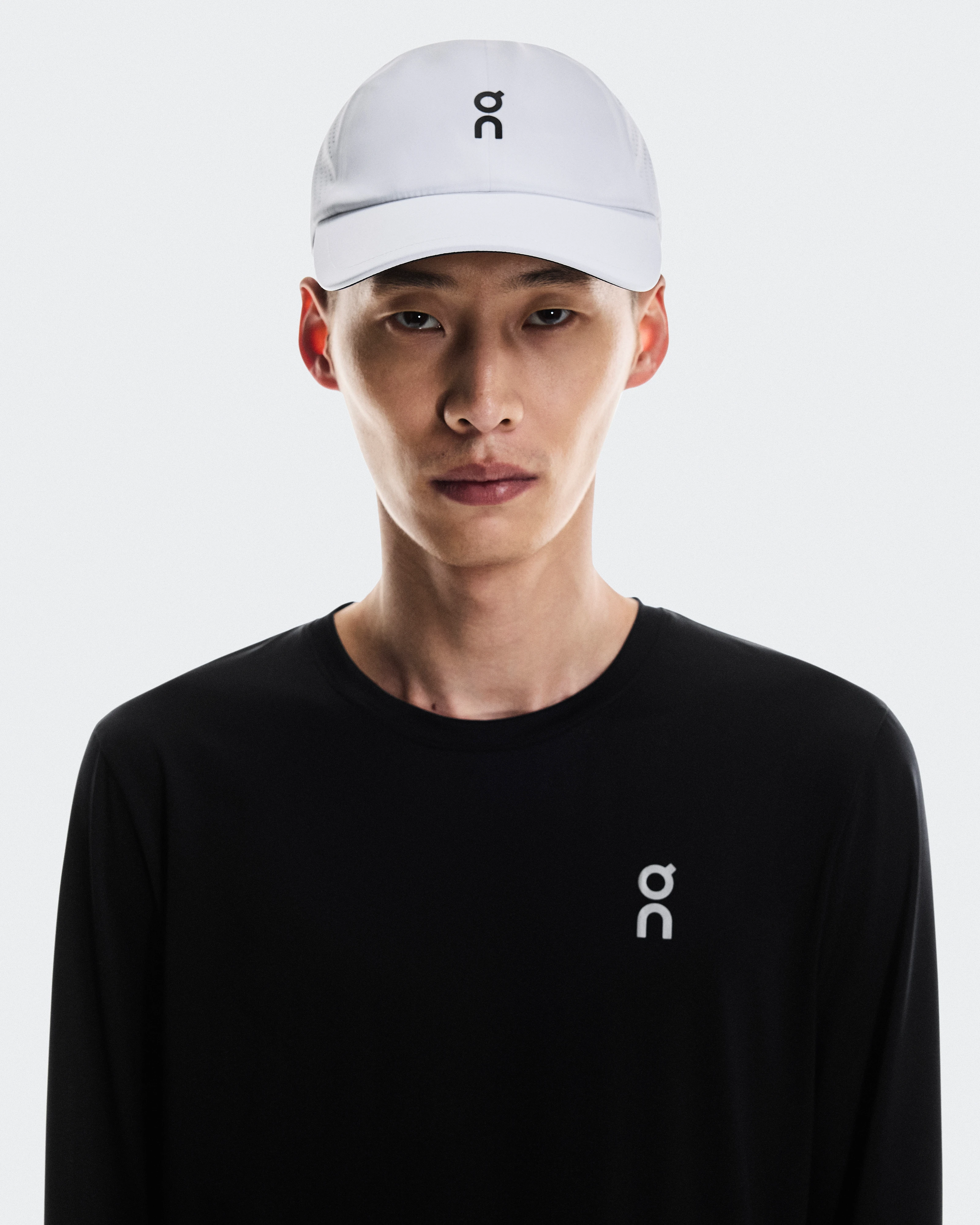 On Court Cap White & White Unisex Headwear