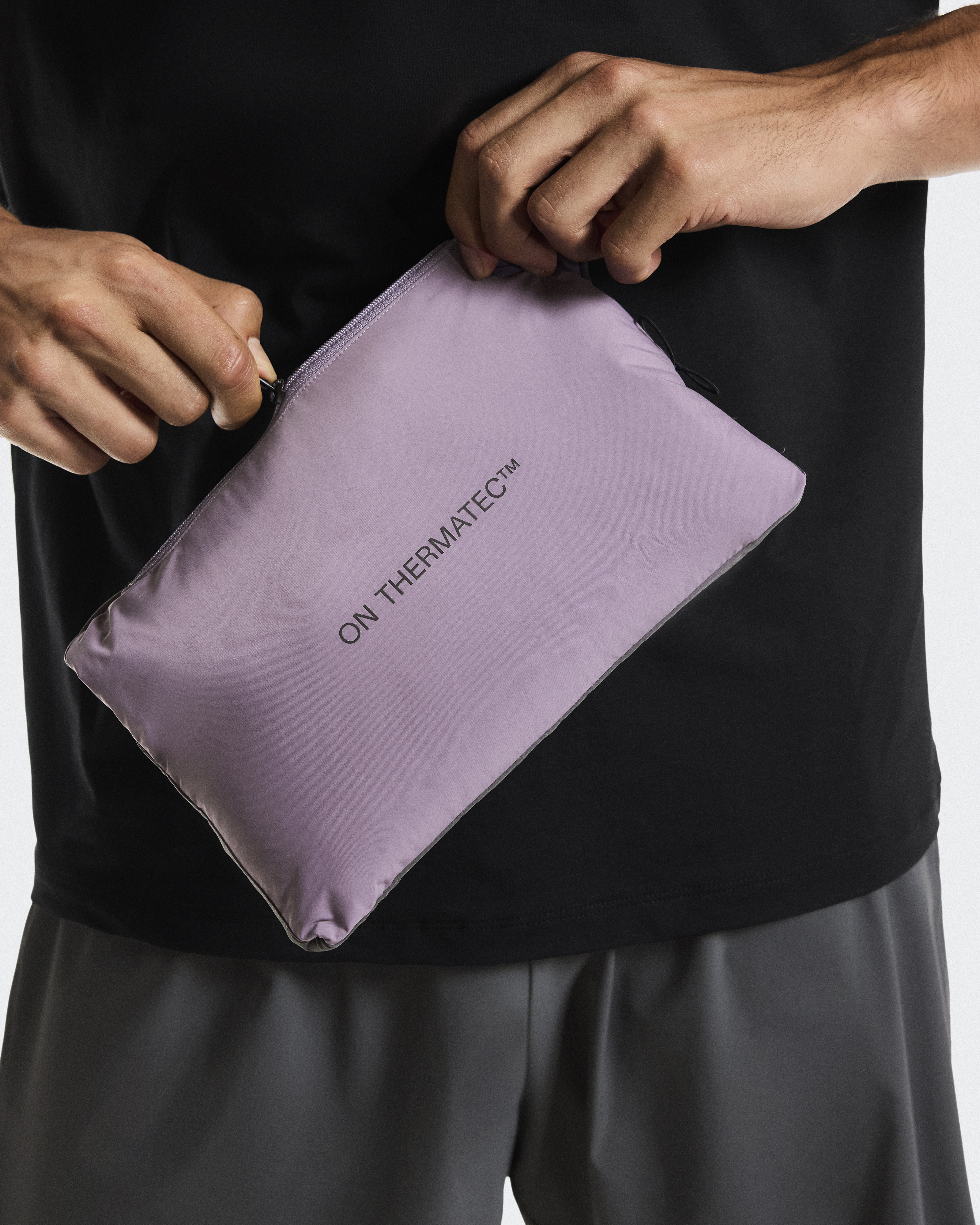 メンズ Weather Jacket Insulated | パープル & グレー | On 日本