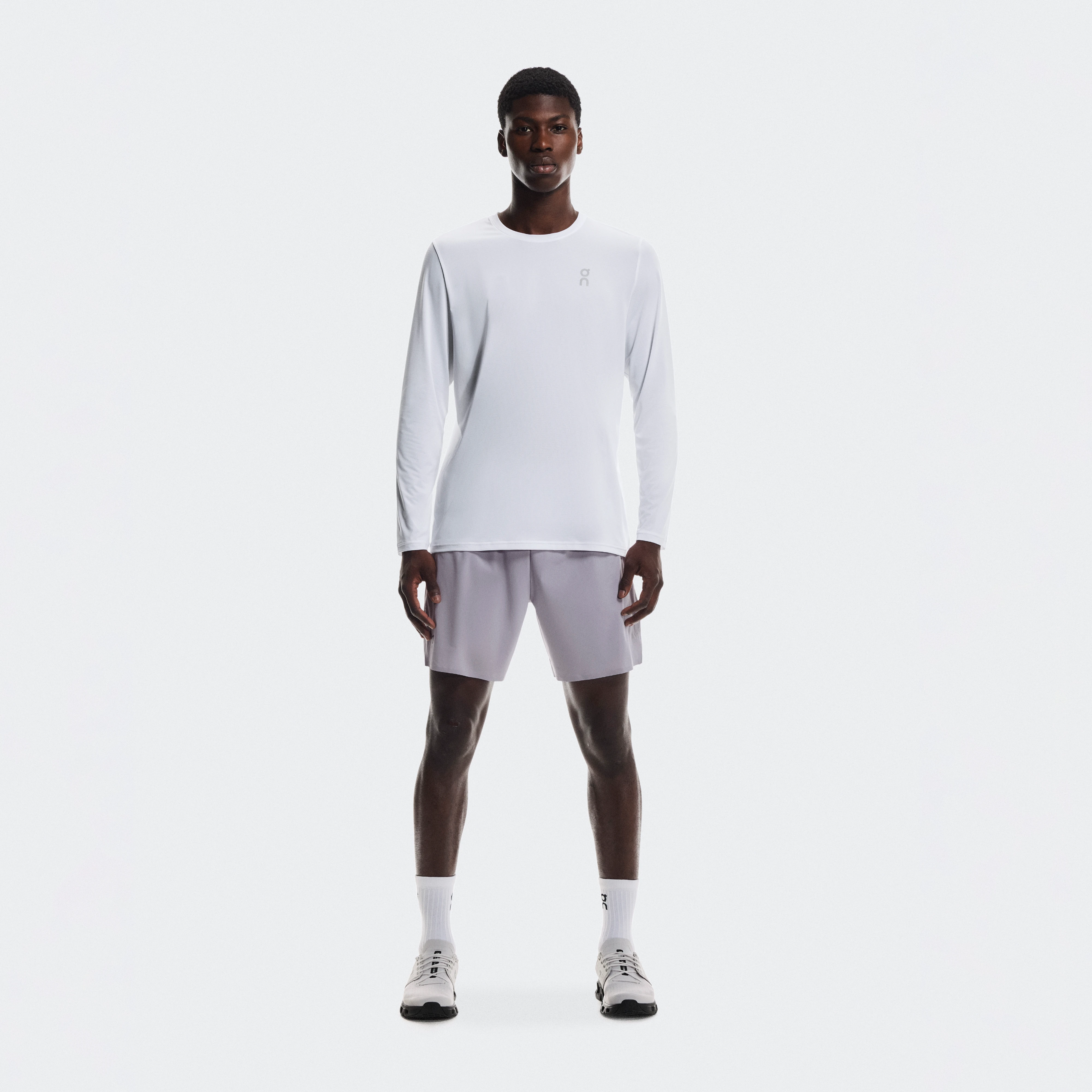 On 7" Performance Shorts ピンク メンズ メンズ – パフォーマンスランニング　軽量　吸汗速乾性 ショートパンツ