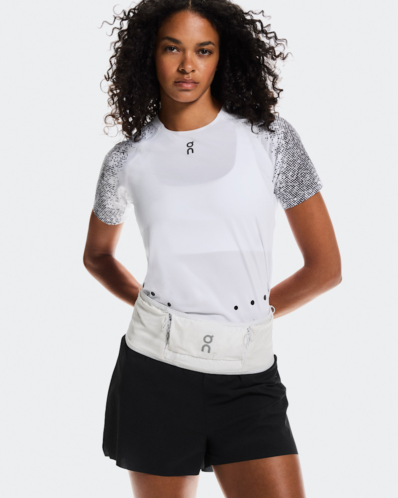 On Ultra Belt 2L in White, Size: Large, Polyamide/Polyester