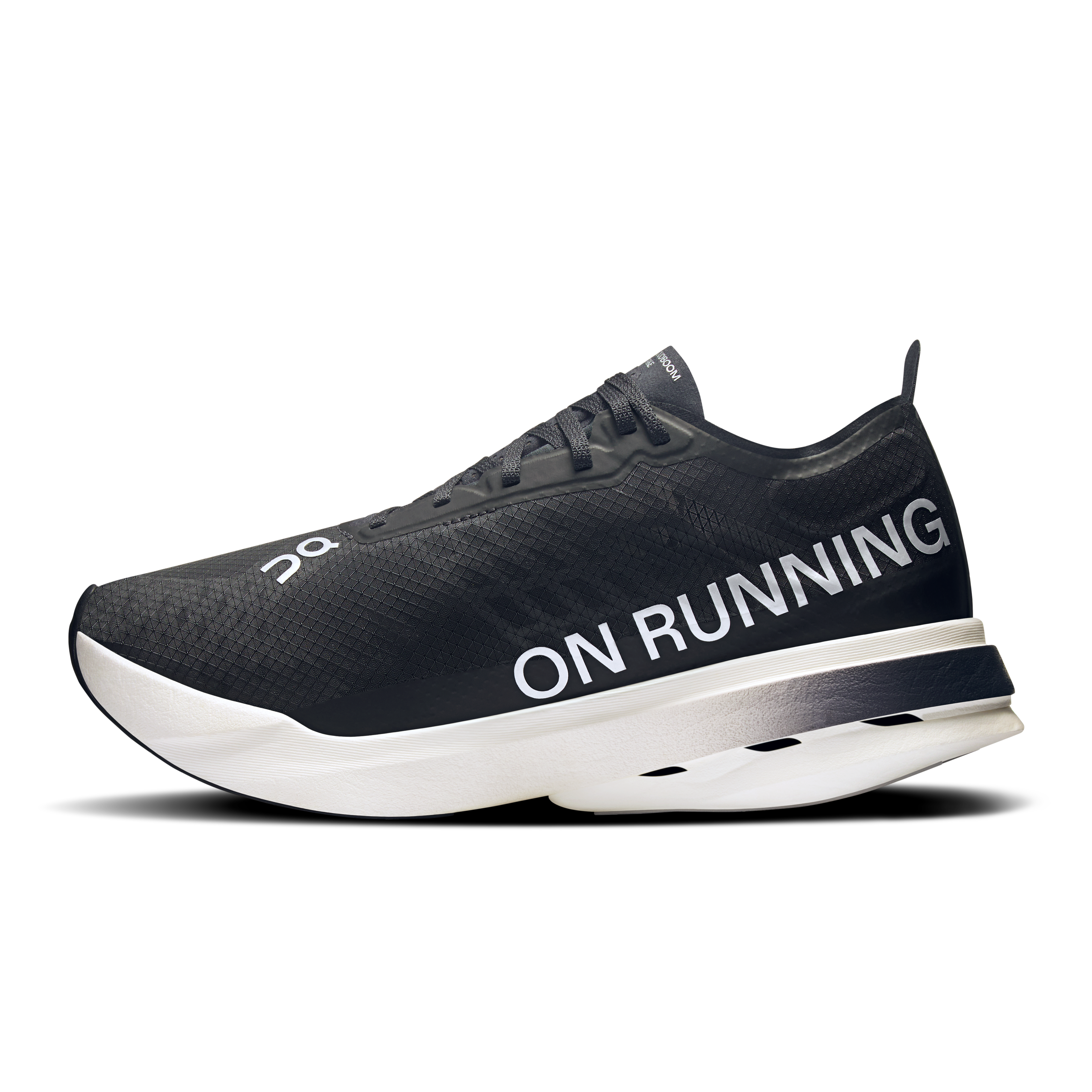 Cloudboom StrikeWomen / Black | White / 39