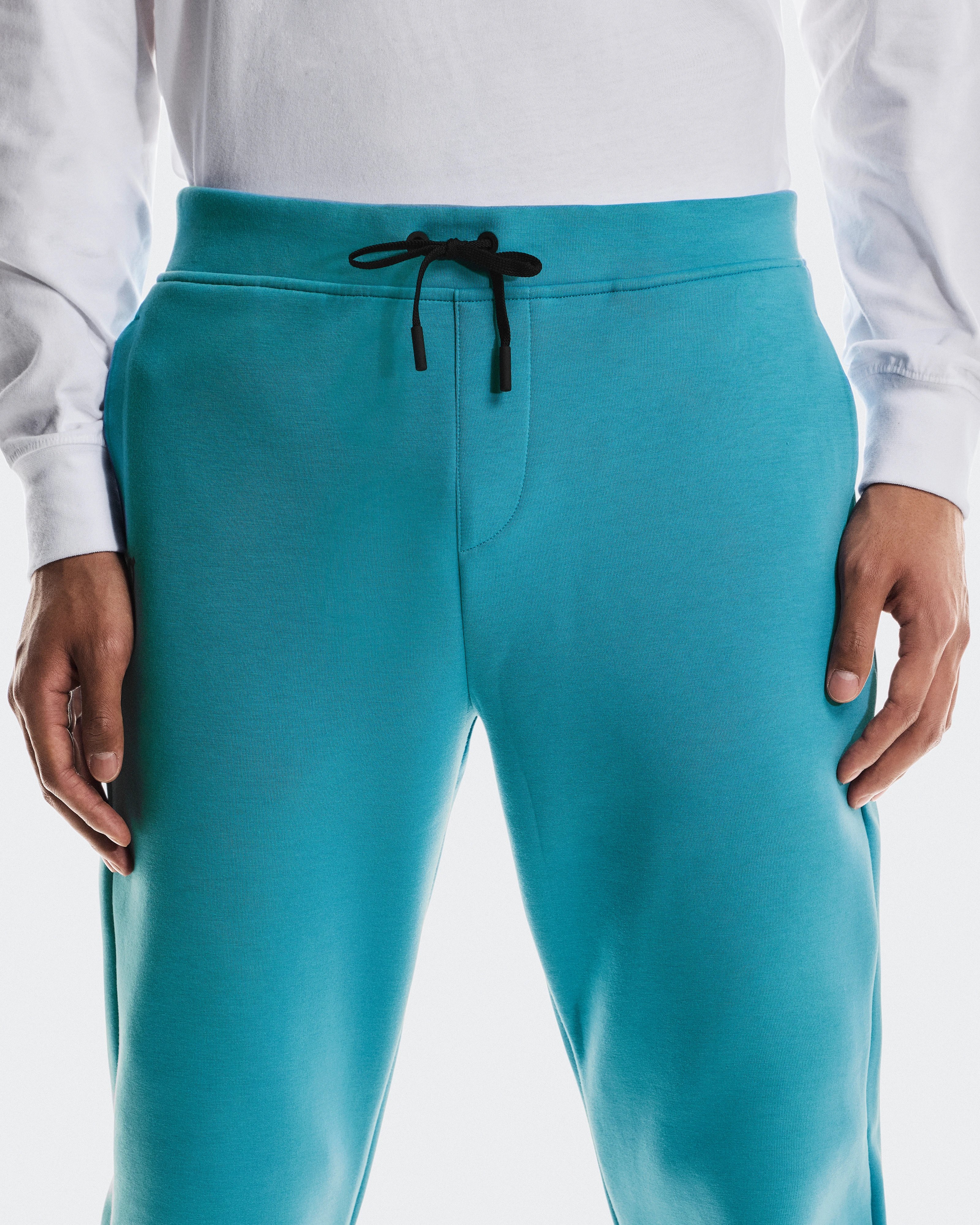 On Focus Tech Sweatpants Niagara Men Pants