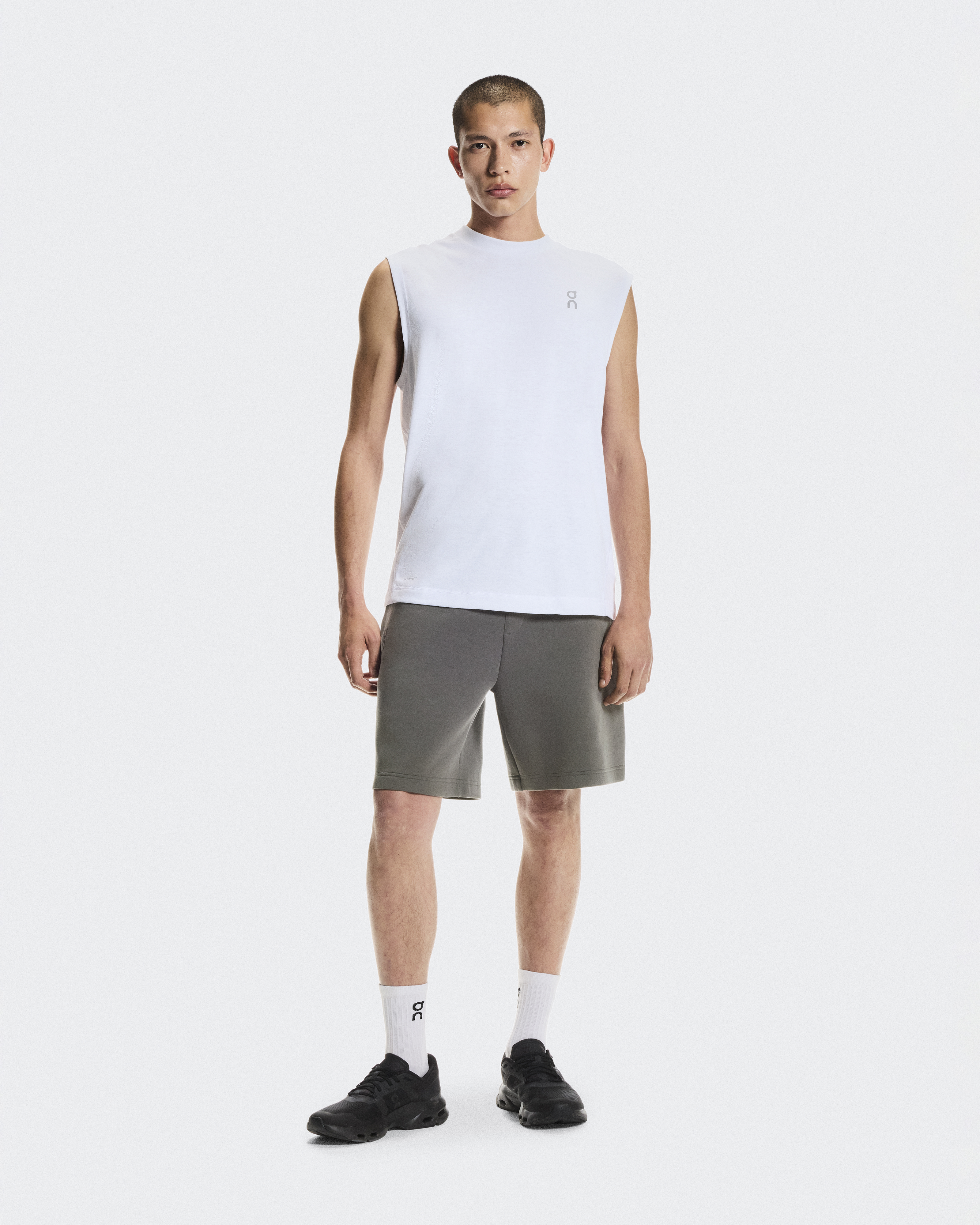 Men's Focus Tech Shorts | Grey | On United States