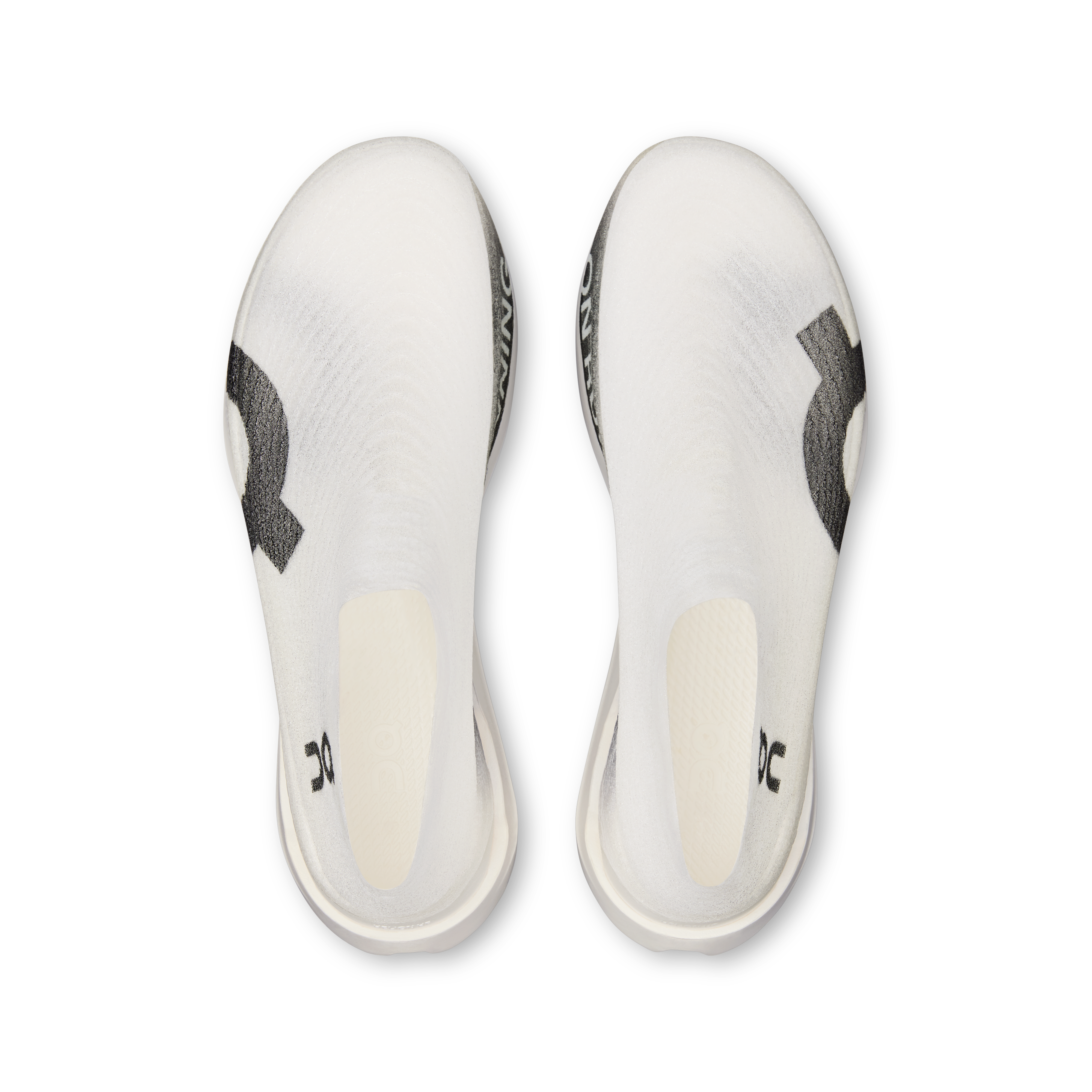 On LightSpray Cloudboom Strike White & Black Unisex – Fast road running, full marathons, race day Shoes