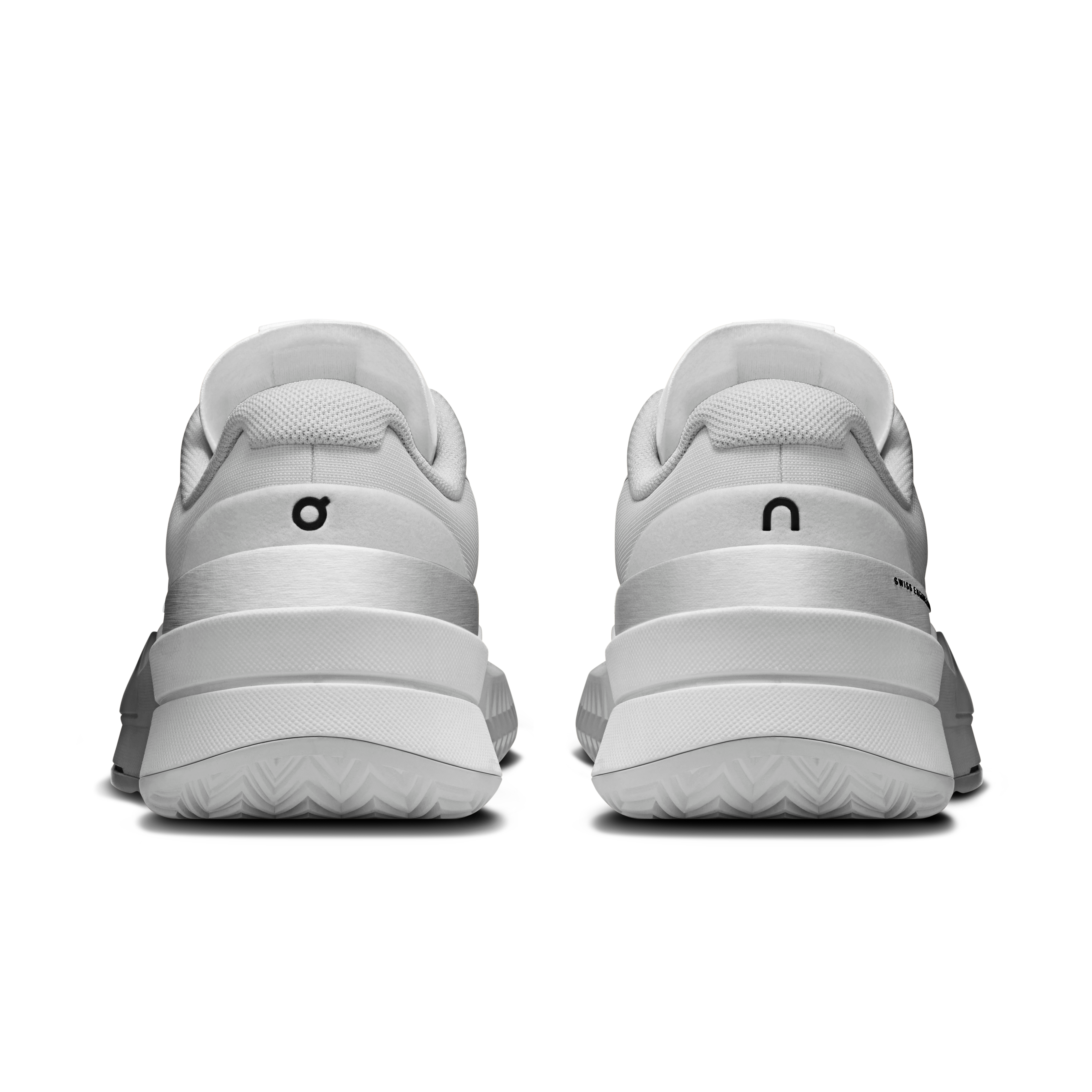 THE ROGER Pro 2Women / All White / 42
