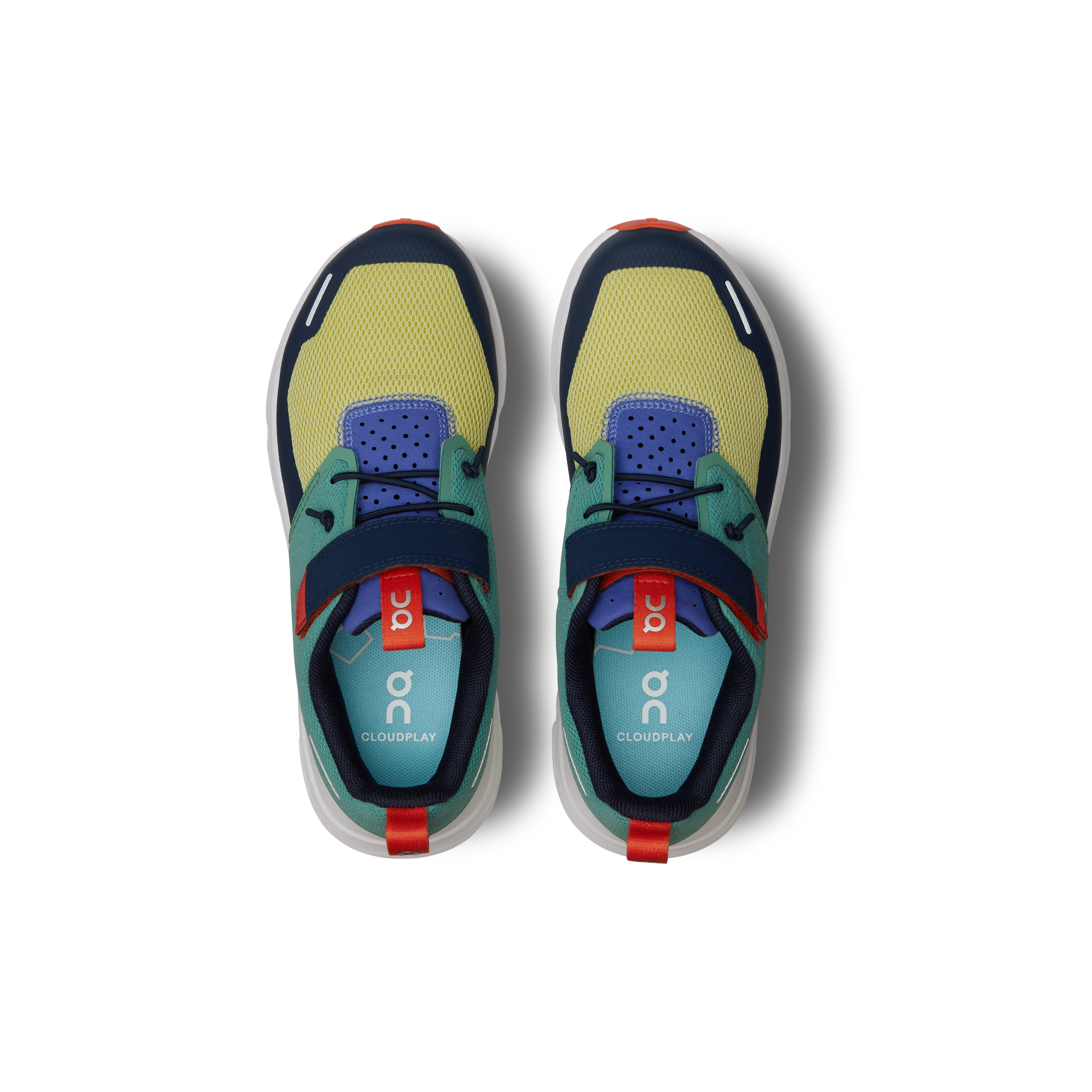 On Cloud Play Green & Acacia Kids Active life Shoes