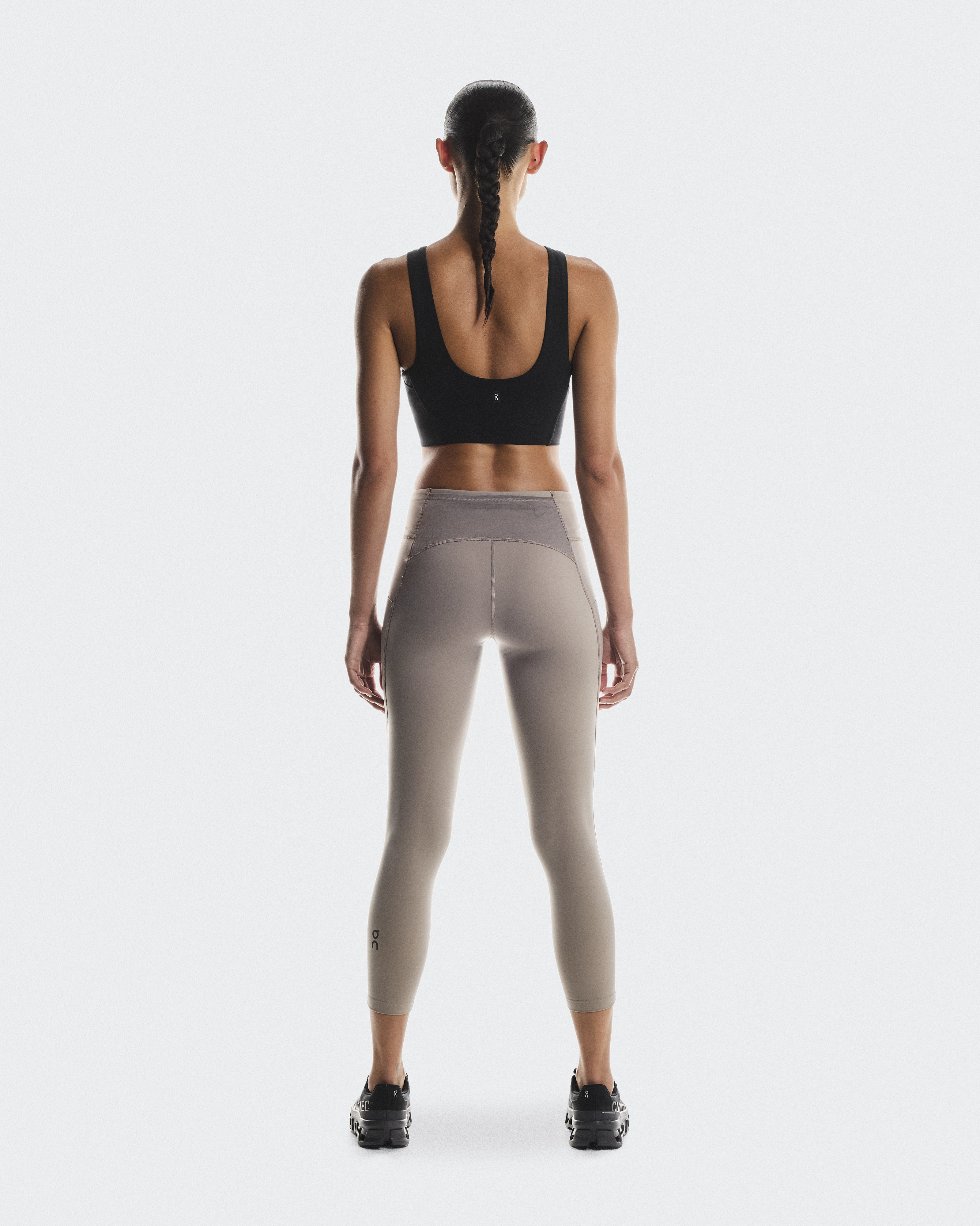Women's Performance Tights 7/8 | Grey | On United States