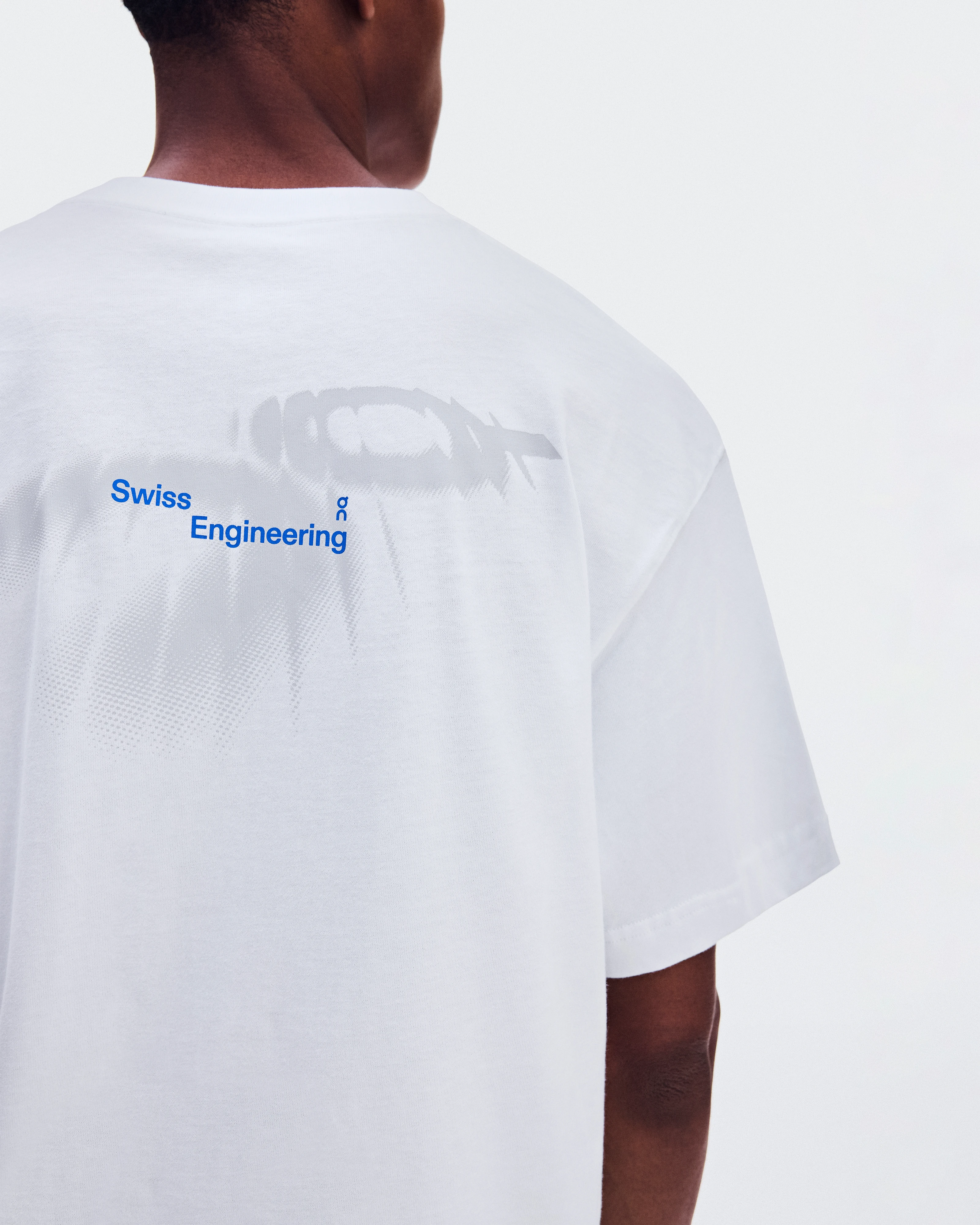 On Club-T Ace White Men Tops and t-shirts