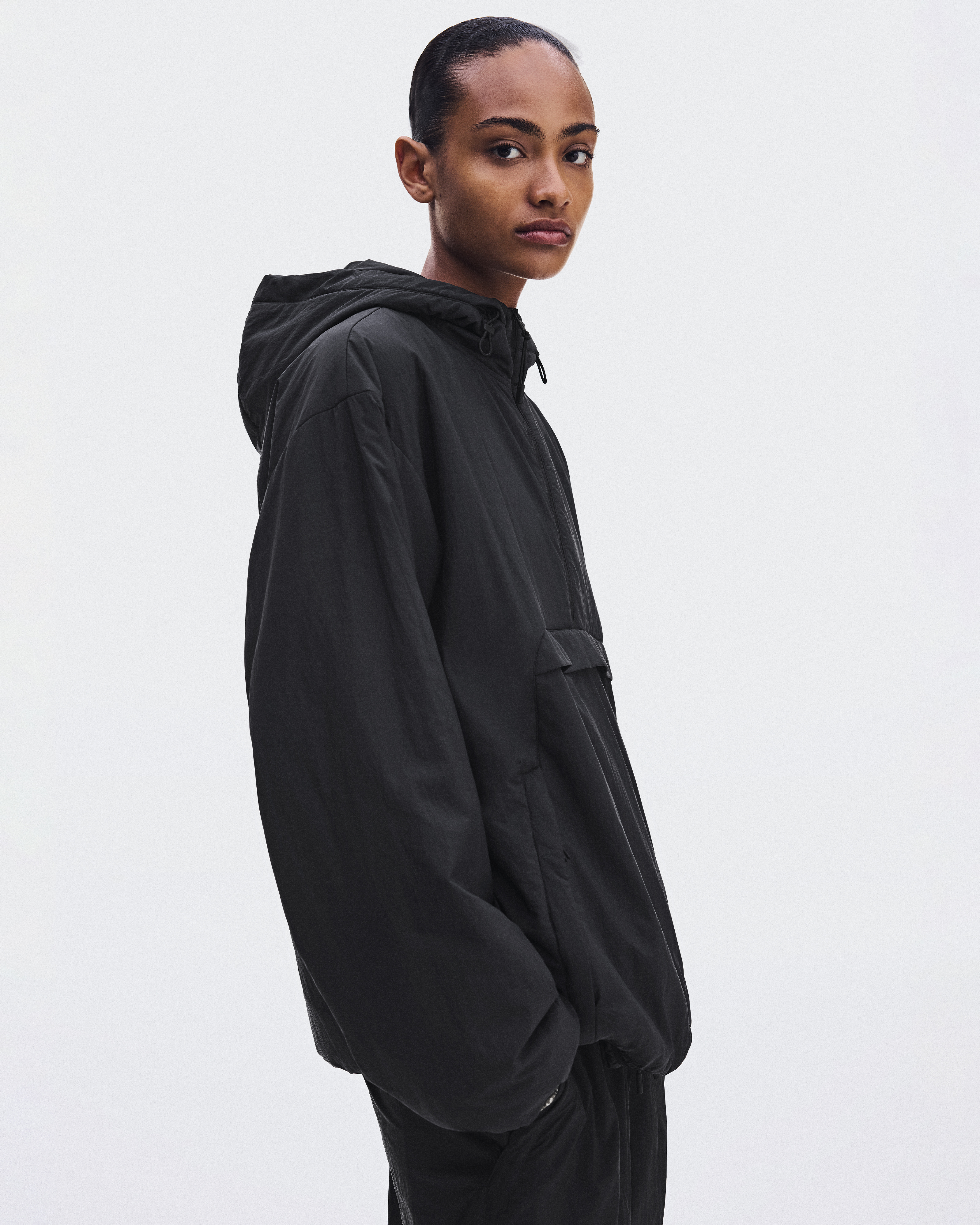 ウィメンズ Insulated Half-Zip Anorak | ブラック | On 日本
