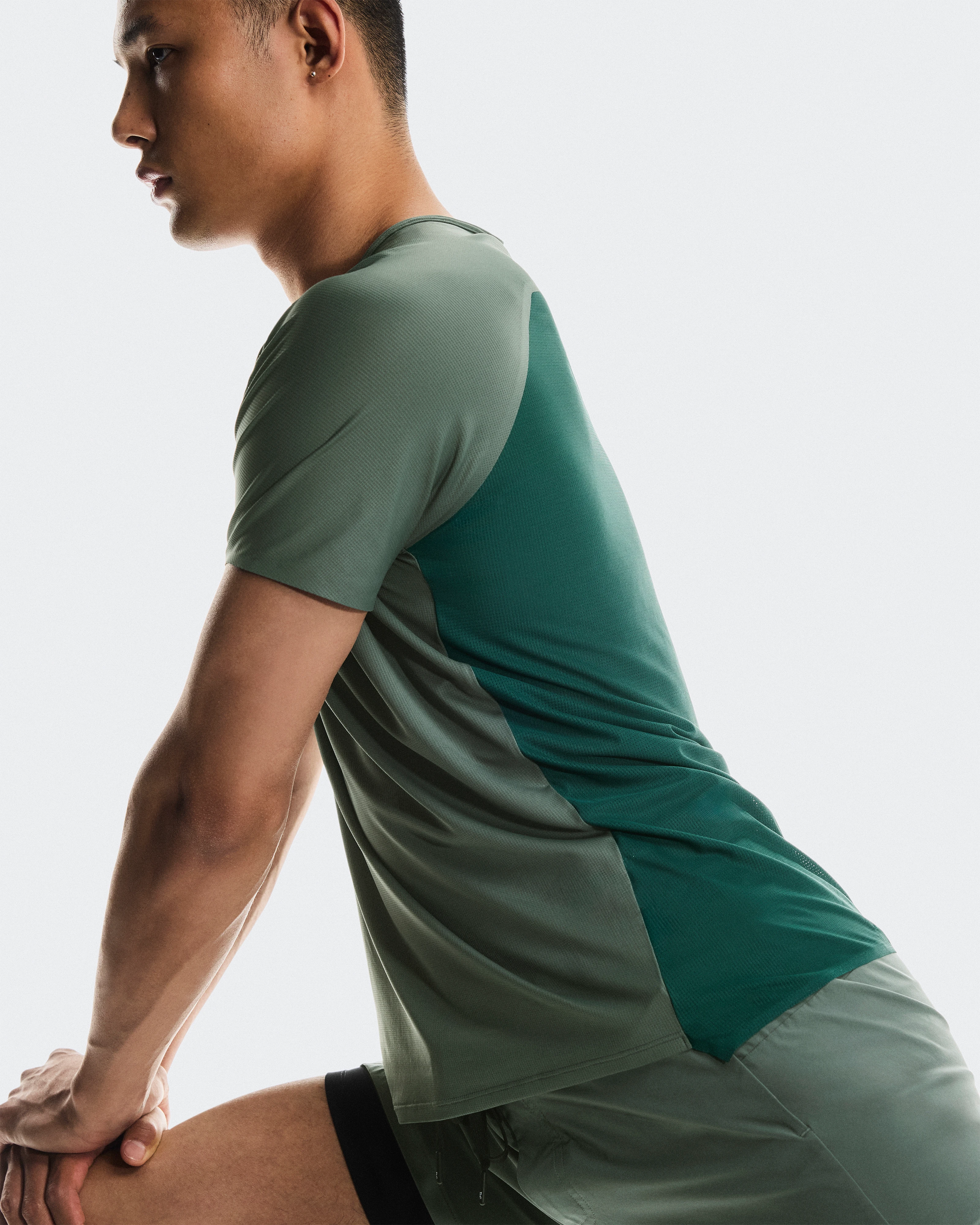 On Performance-T Olive & Spirulina Men Tops and t-shirts