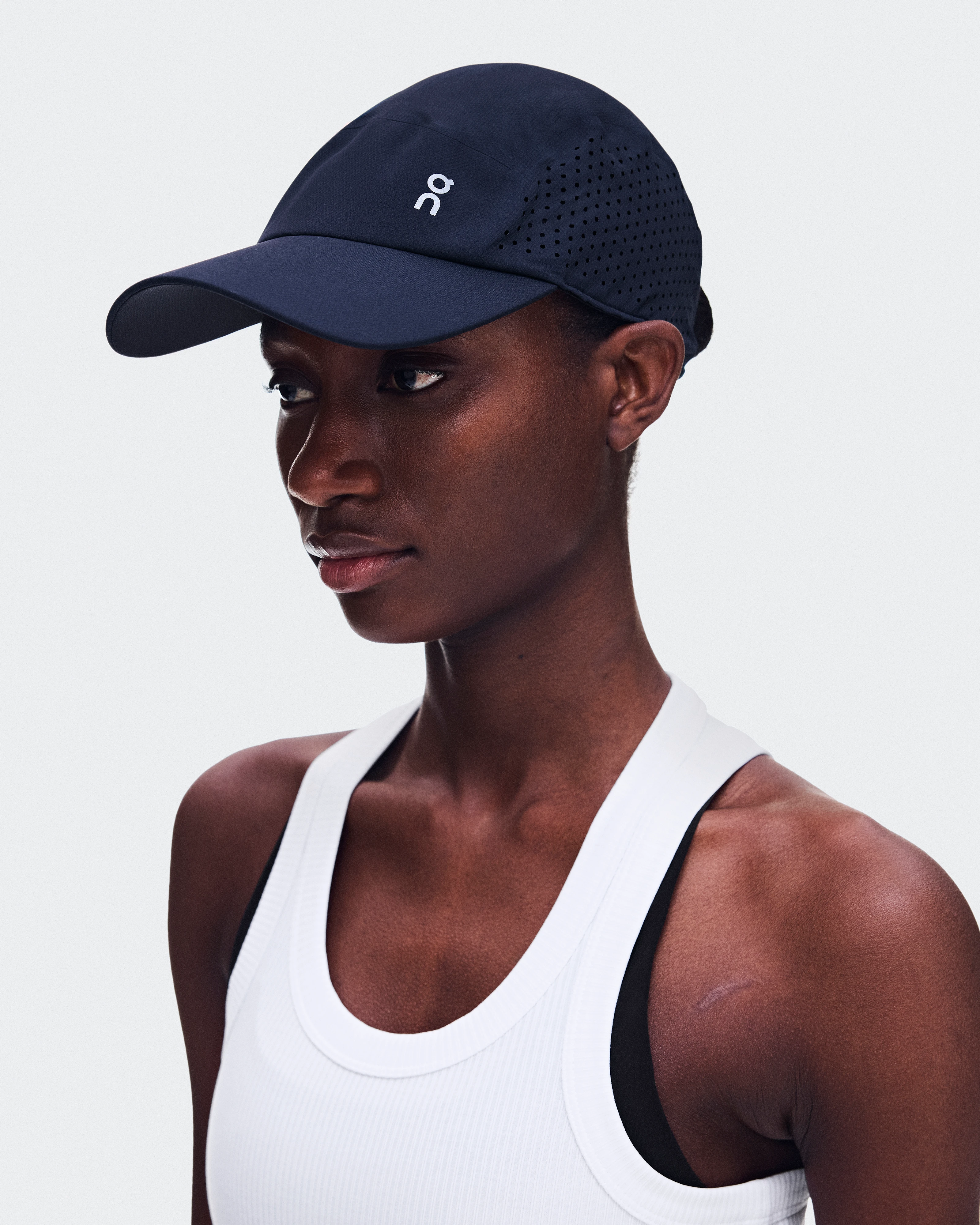 On Lightweight Cap Navy Unisex – Road running, sweat-wicking, ventilated Headwear