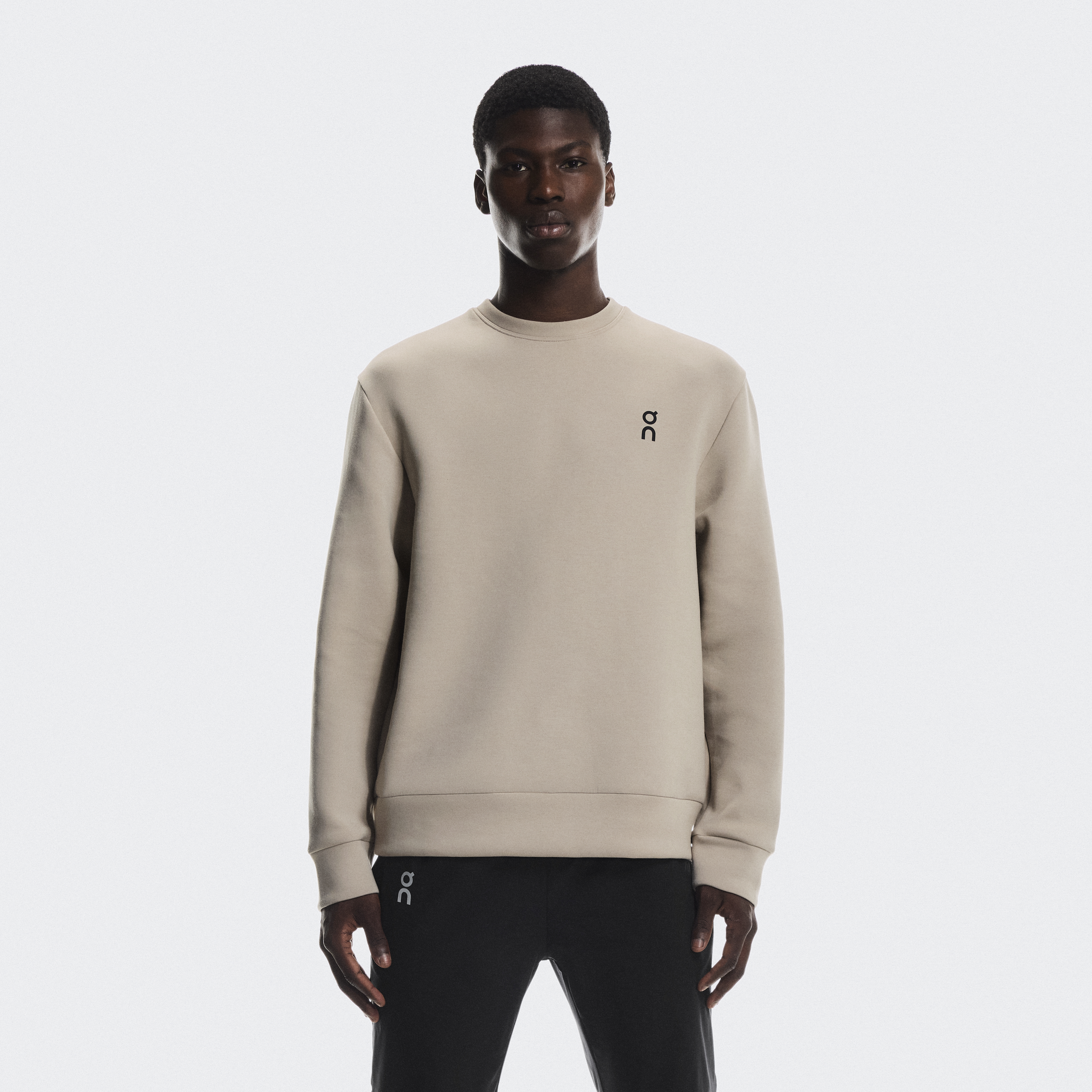 フーディー＆スウェット | On 日本