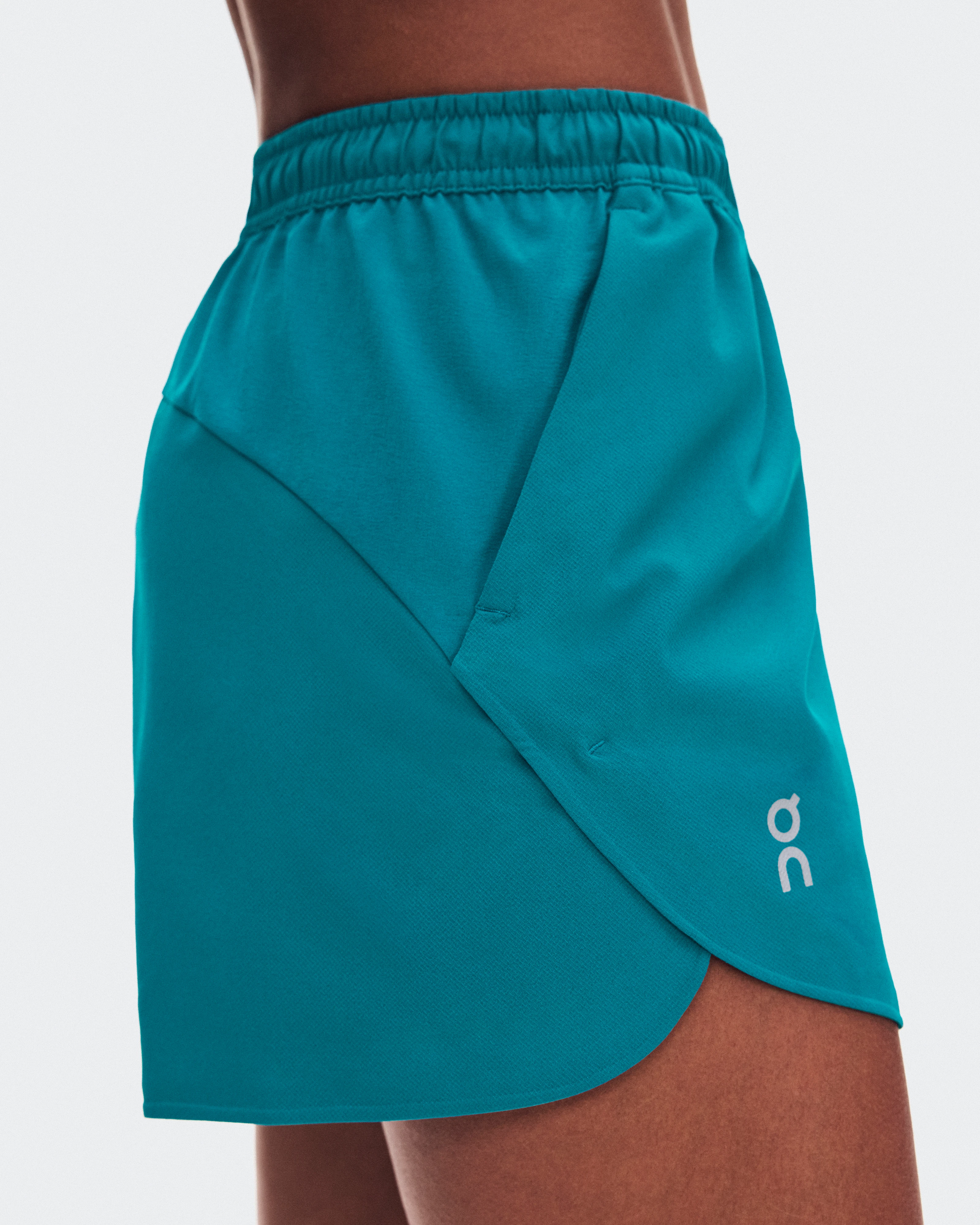 On Train 2-in-1 Shorts Abyss Women Shorts