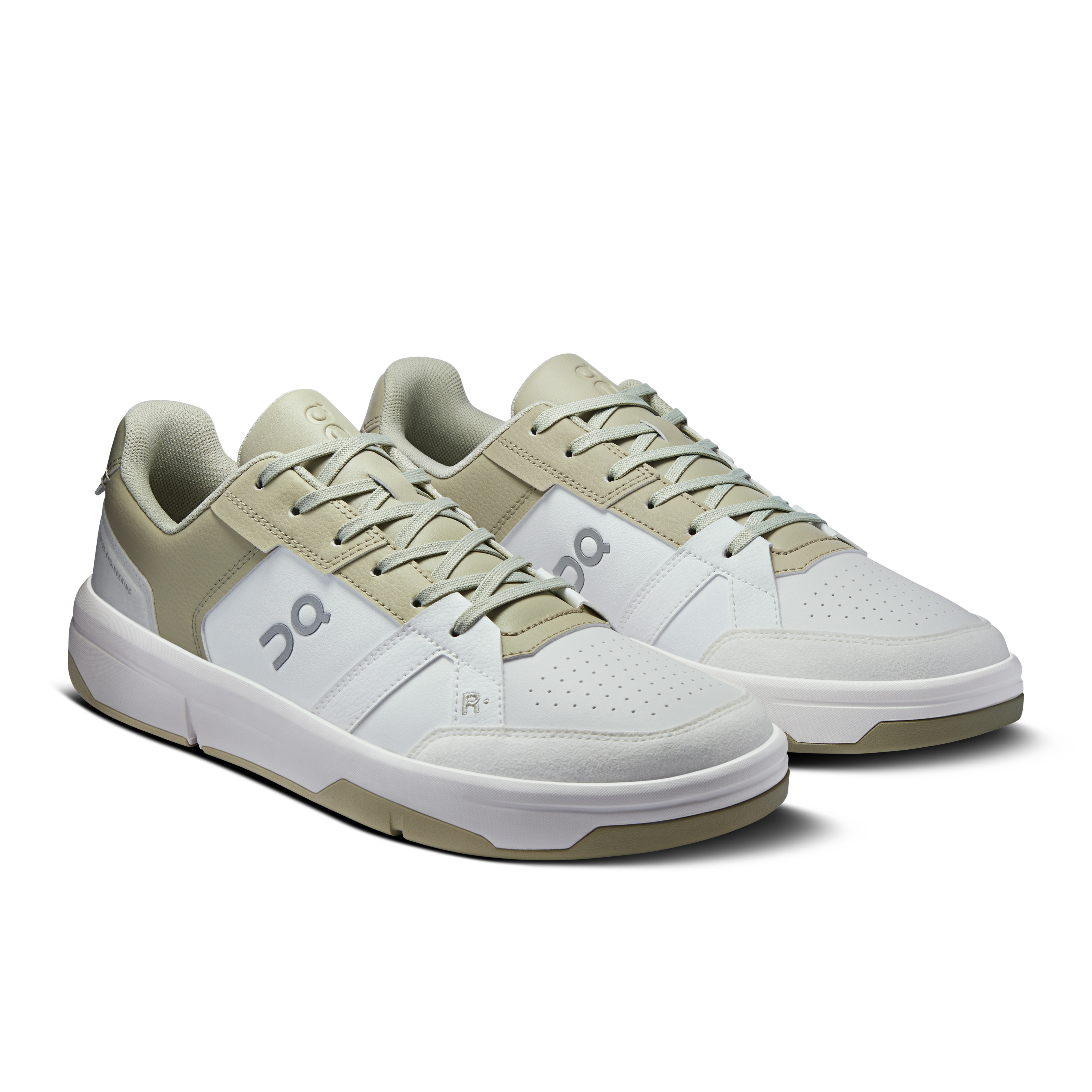 On THE ROGER Clubhouse White & Chalk Men Tennis Shoes
