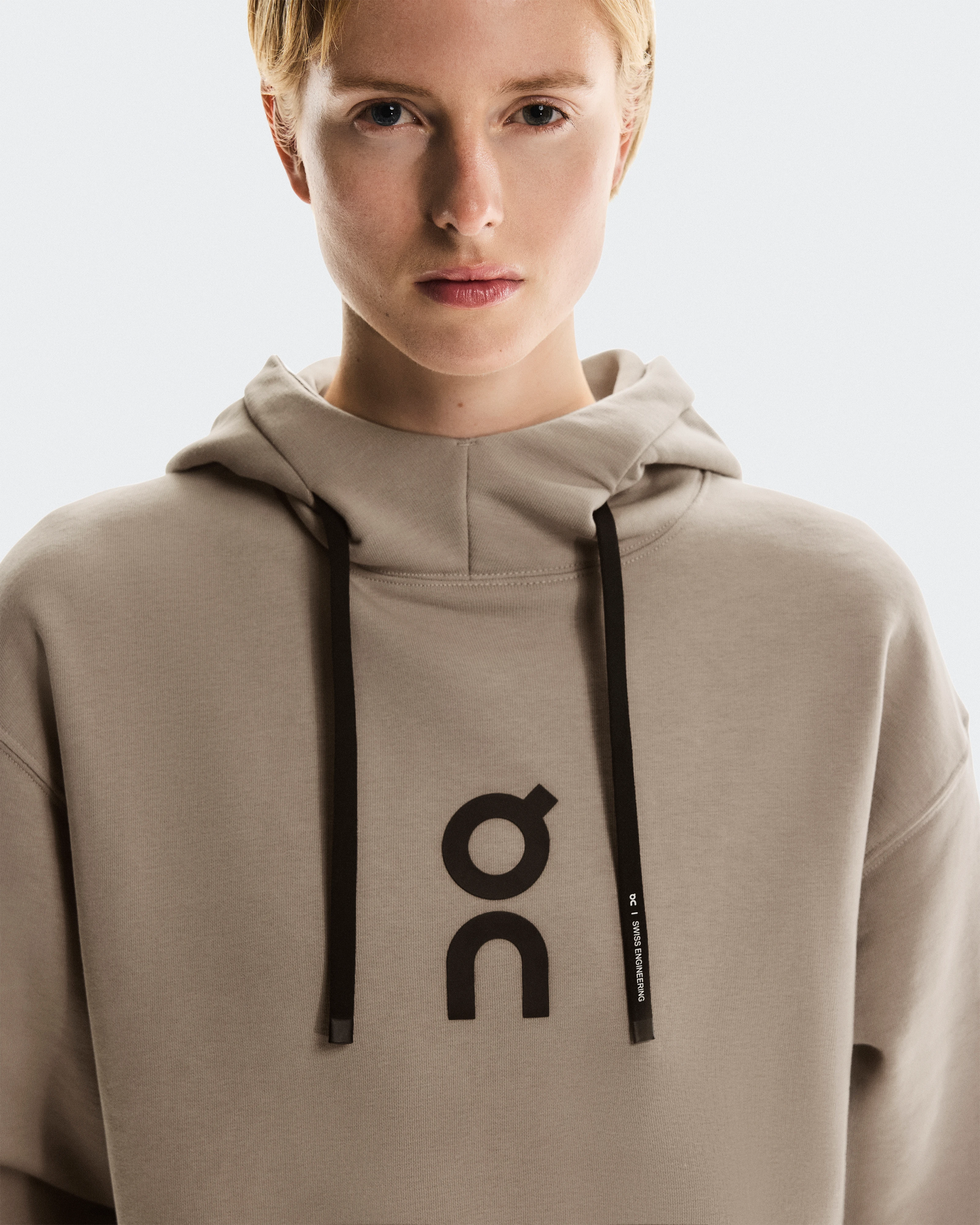 On Club Hoodie Desert Women Hoodies and sweatshirts