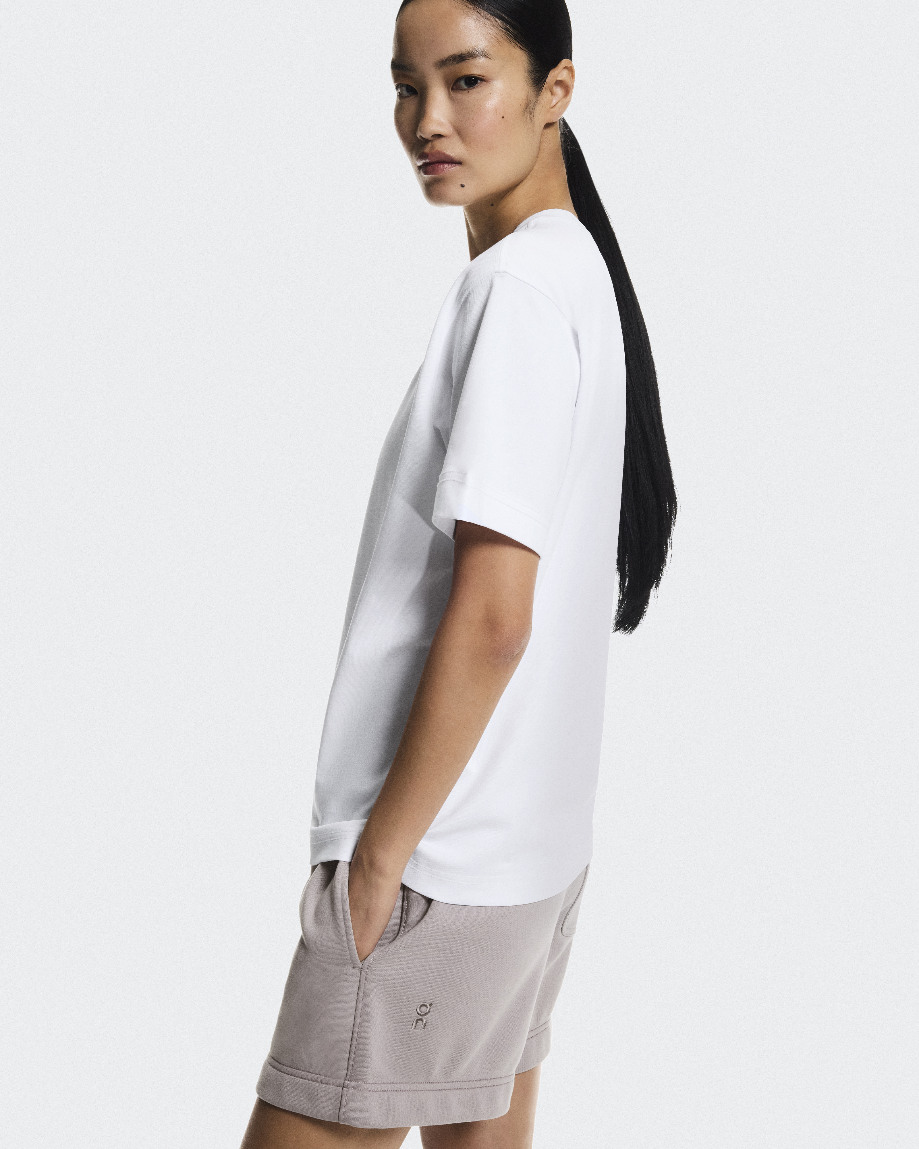 Women's Club Collective-T | On Japan