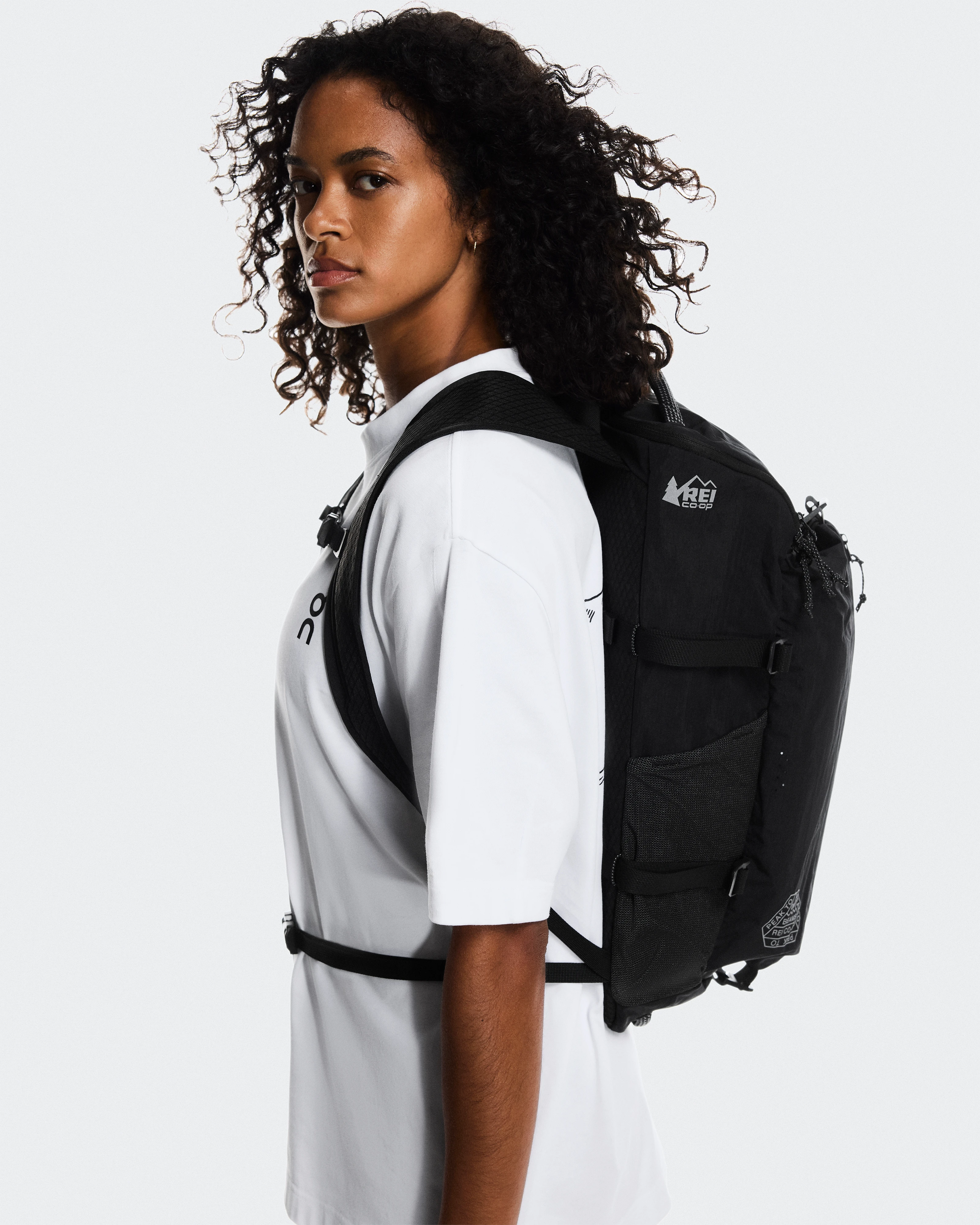On Speed Pack 18L BEAMS REI Black Unisex Taschen