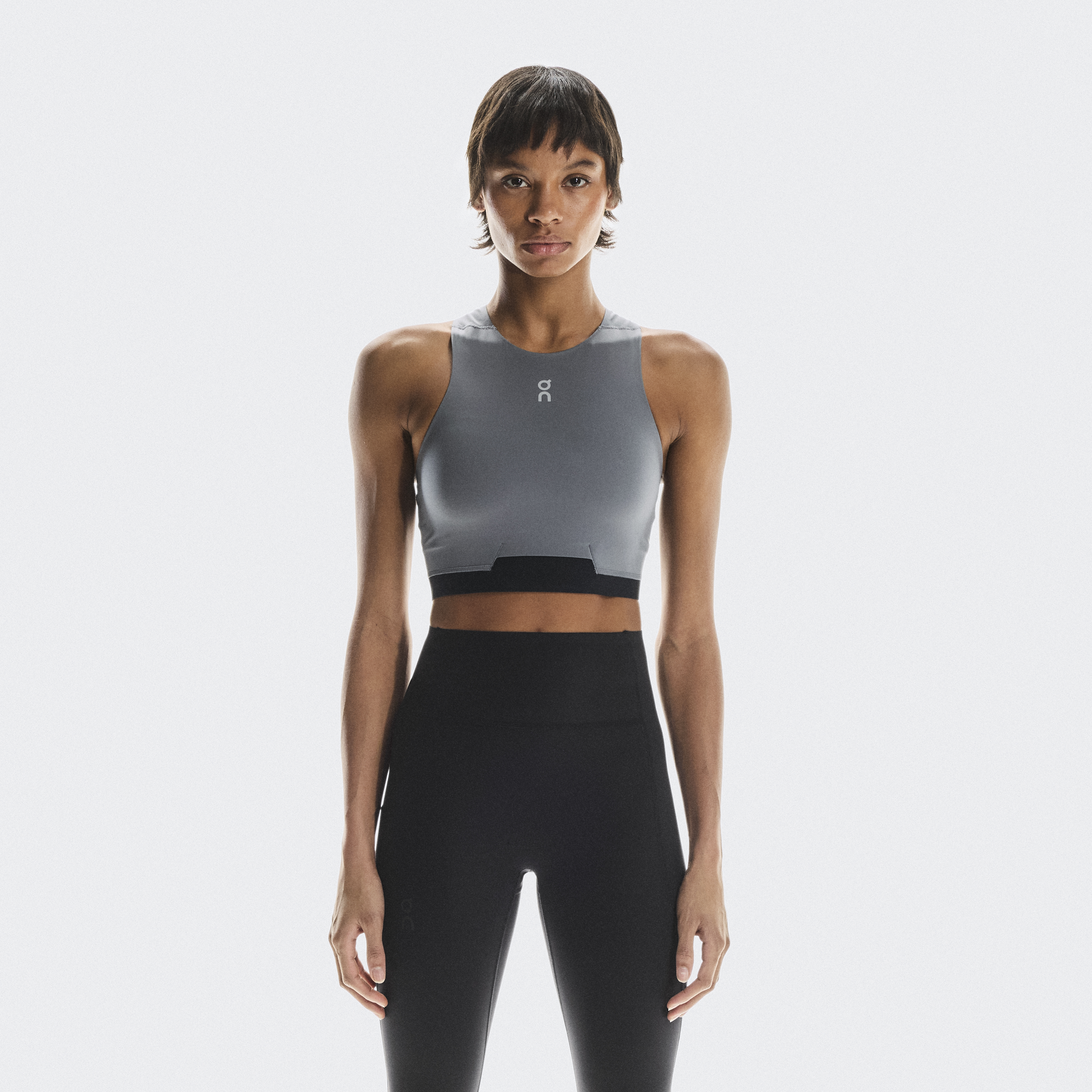 ウィメンズ Pace Tights Short | レッド | On 日本