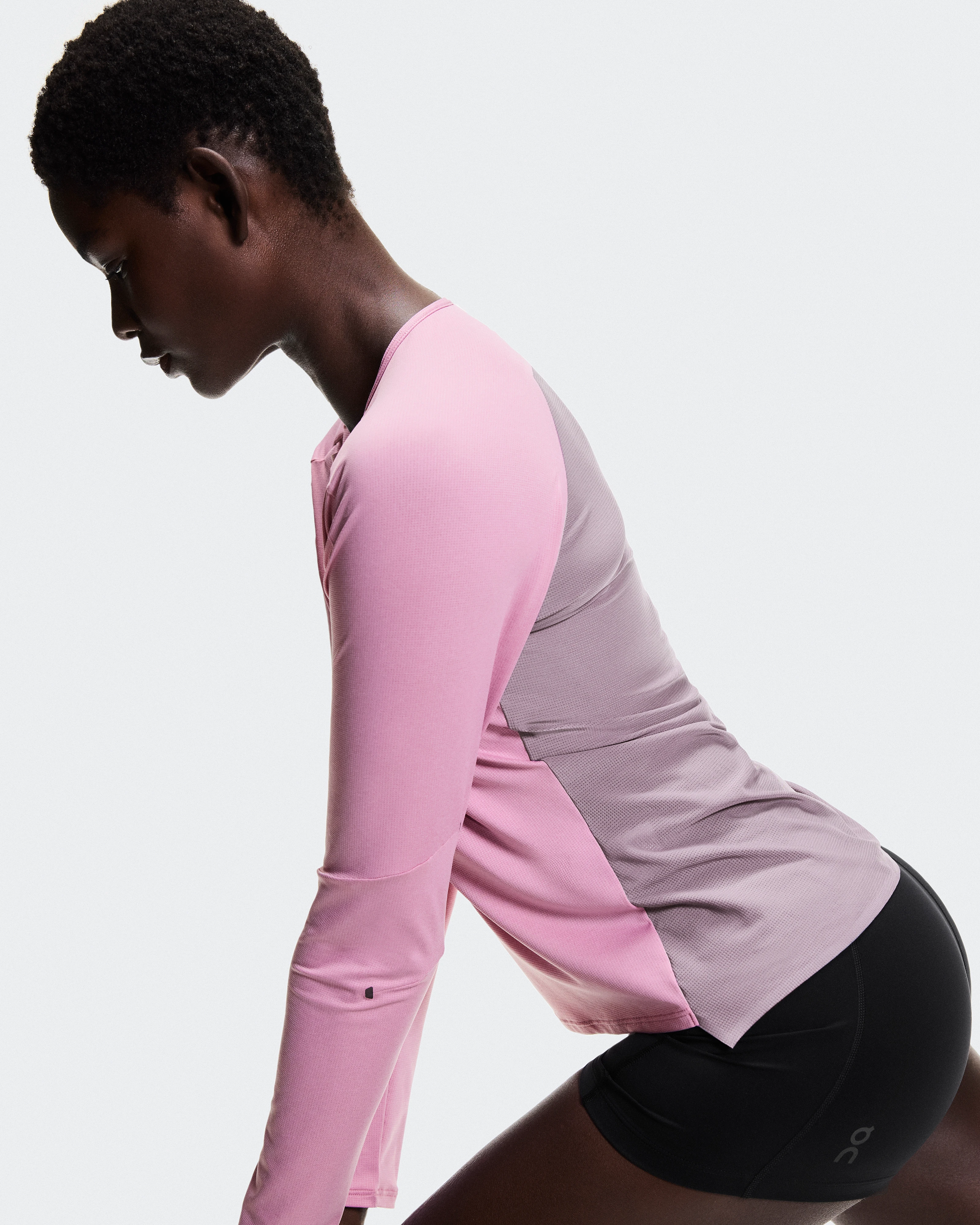 On Performance Long-T Sakura & Dewberry Women Tops and t-shirts