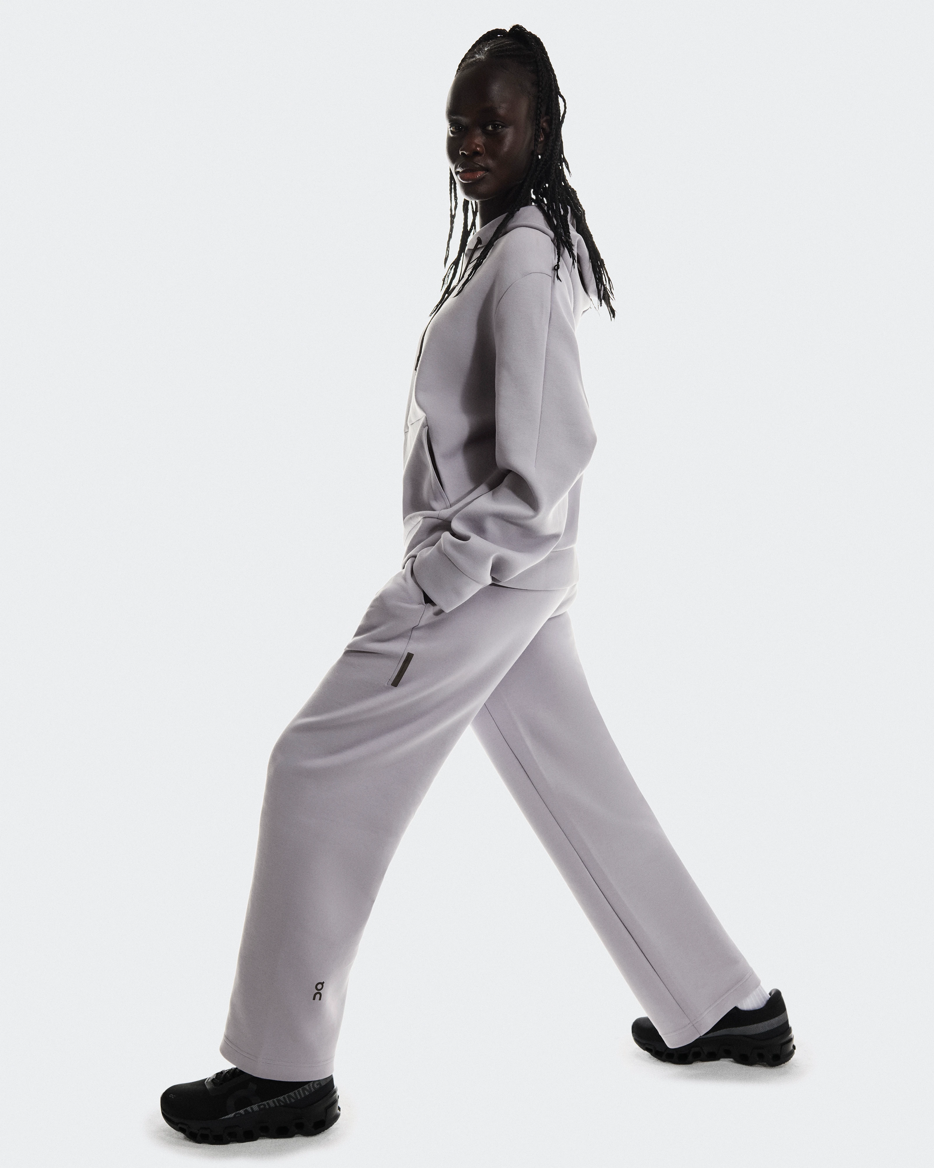 On Focus Tech Sweatpants Lilac Women Pants