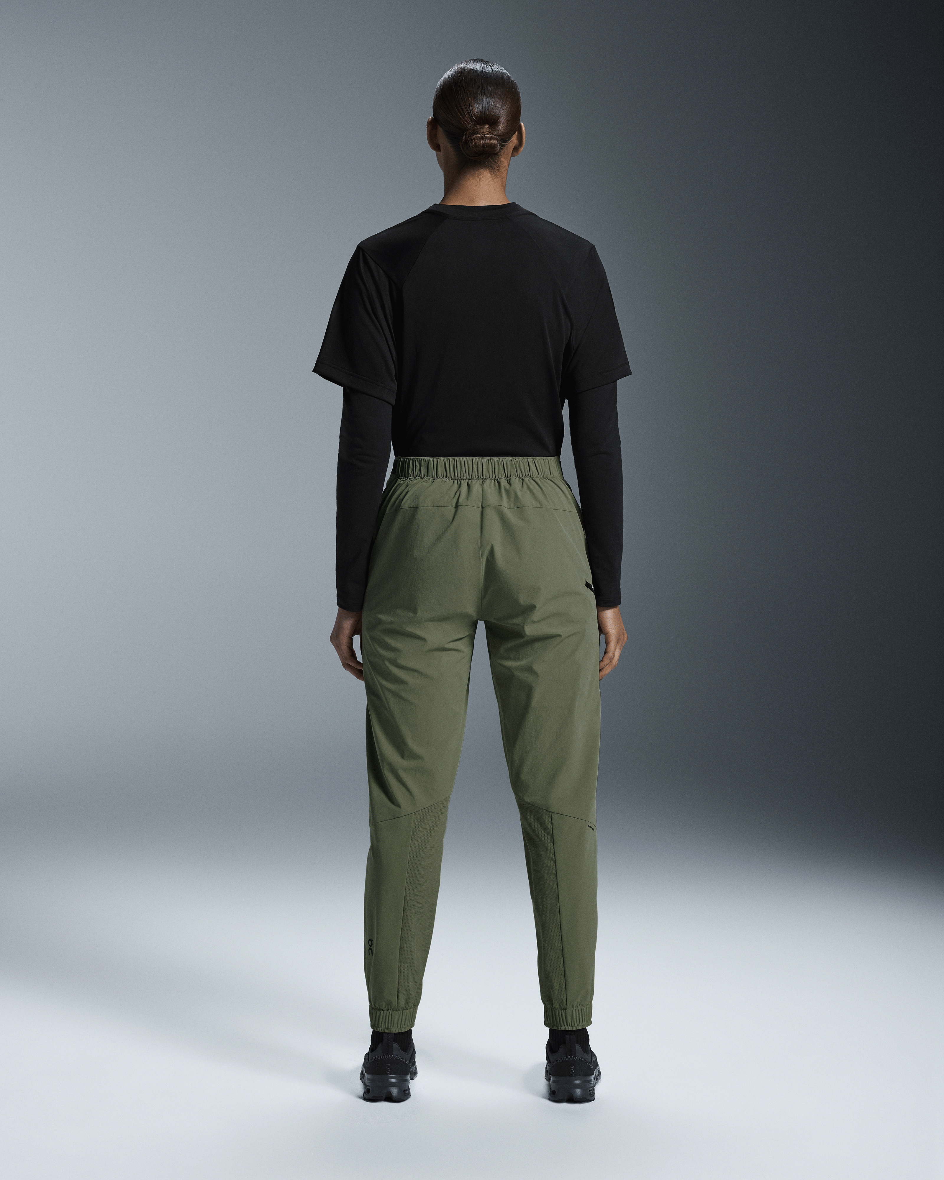 ウィメンズ Trek Pants | ブラック | On 日本