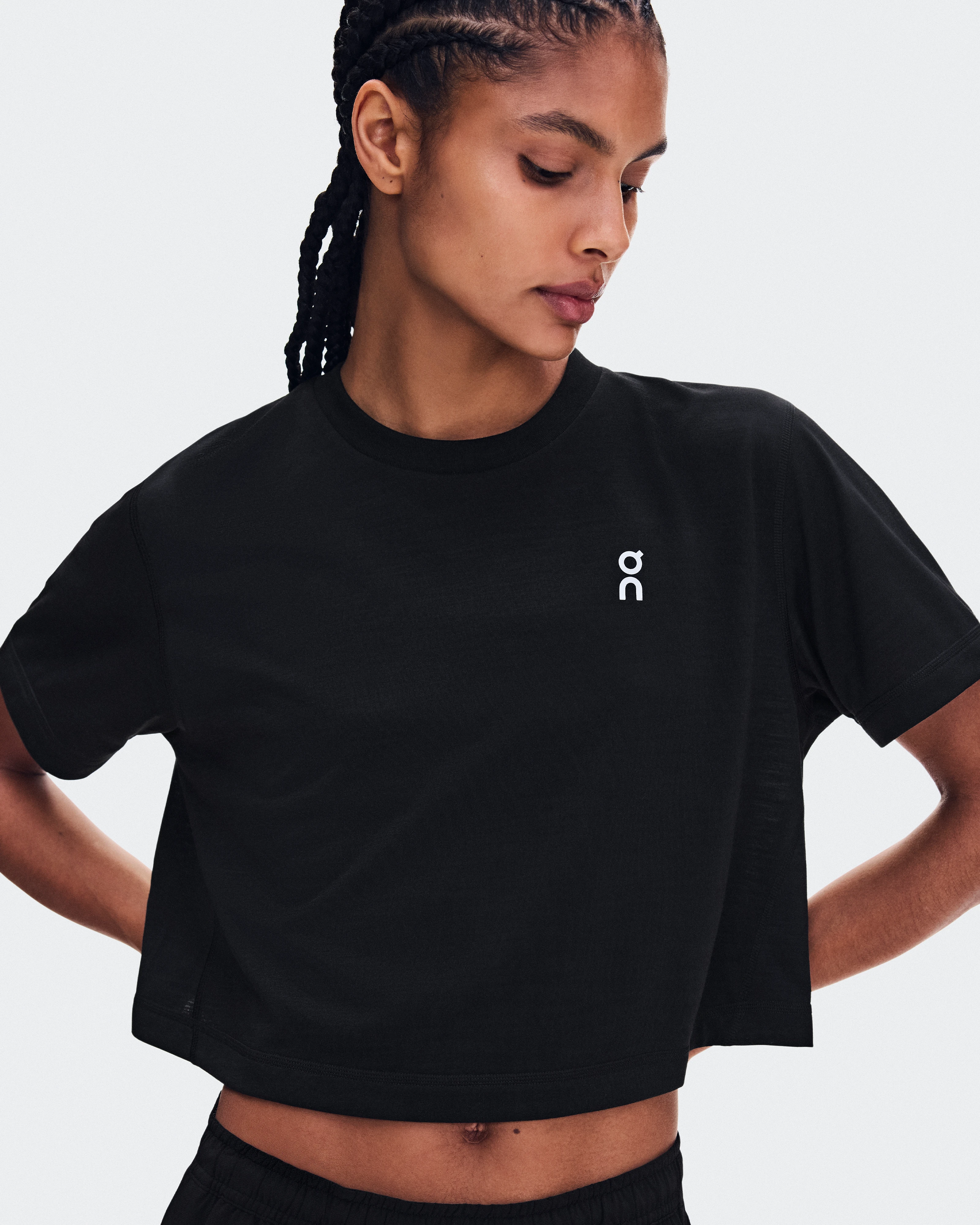 On Train-T Crop Black Women Tops and t-shirts