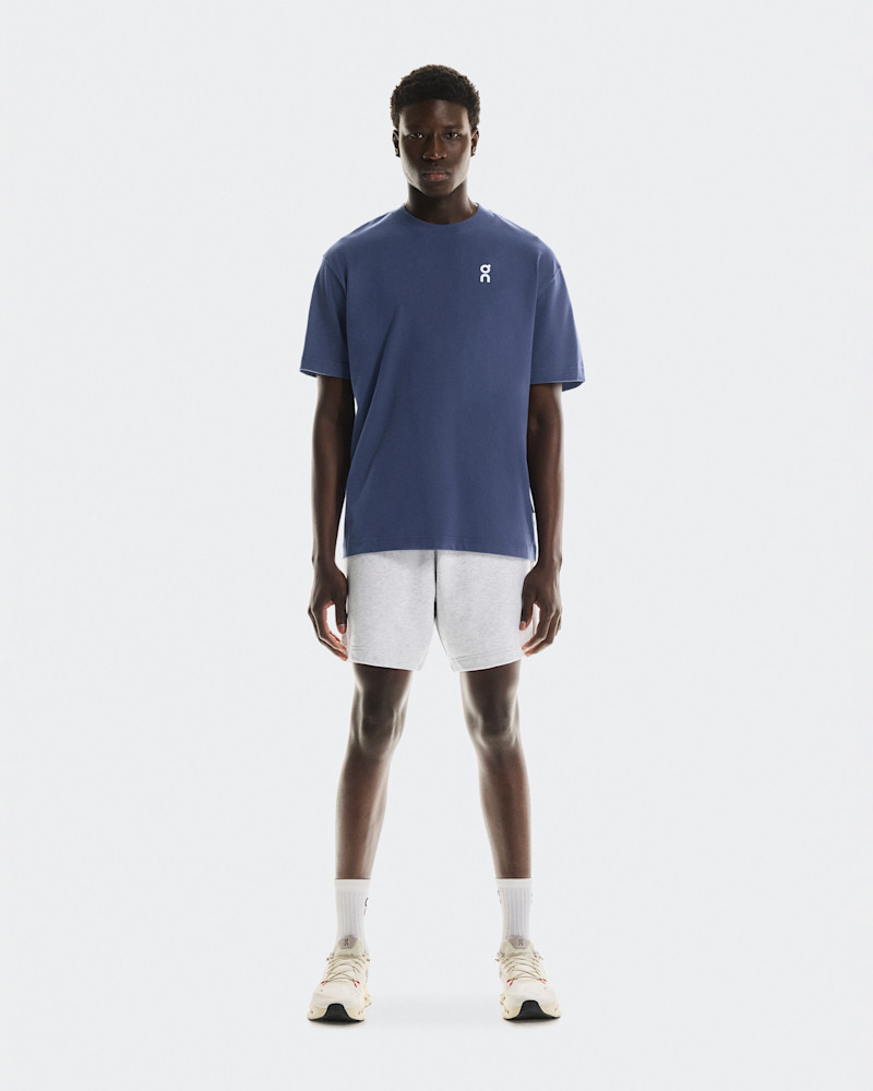 On Men's Club-T Short-Sleeve Shirt in Acai, Size: XL