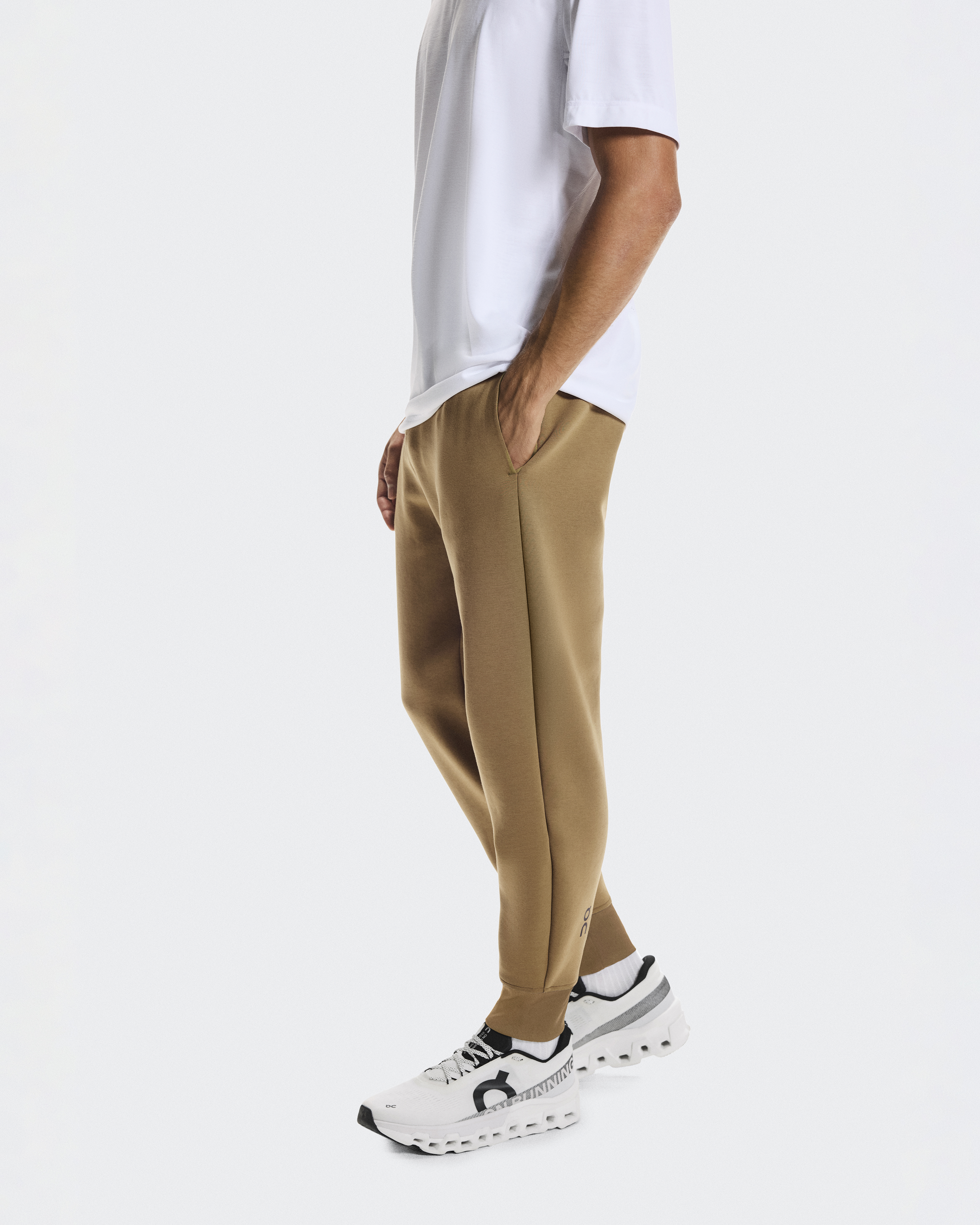 ボトムス・スパッツ megci set Men's Focus Tech Sweatpants | Brown | On United States