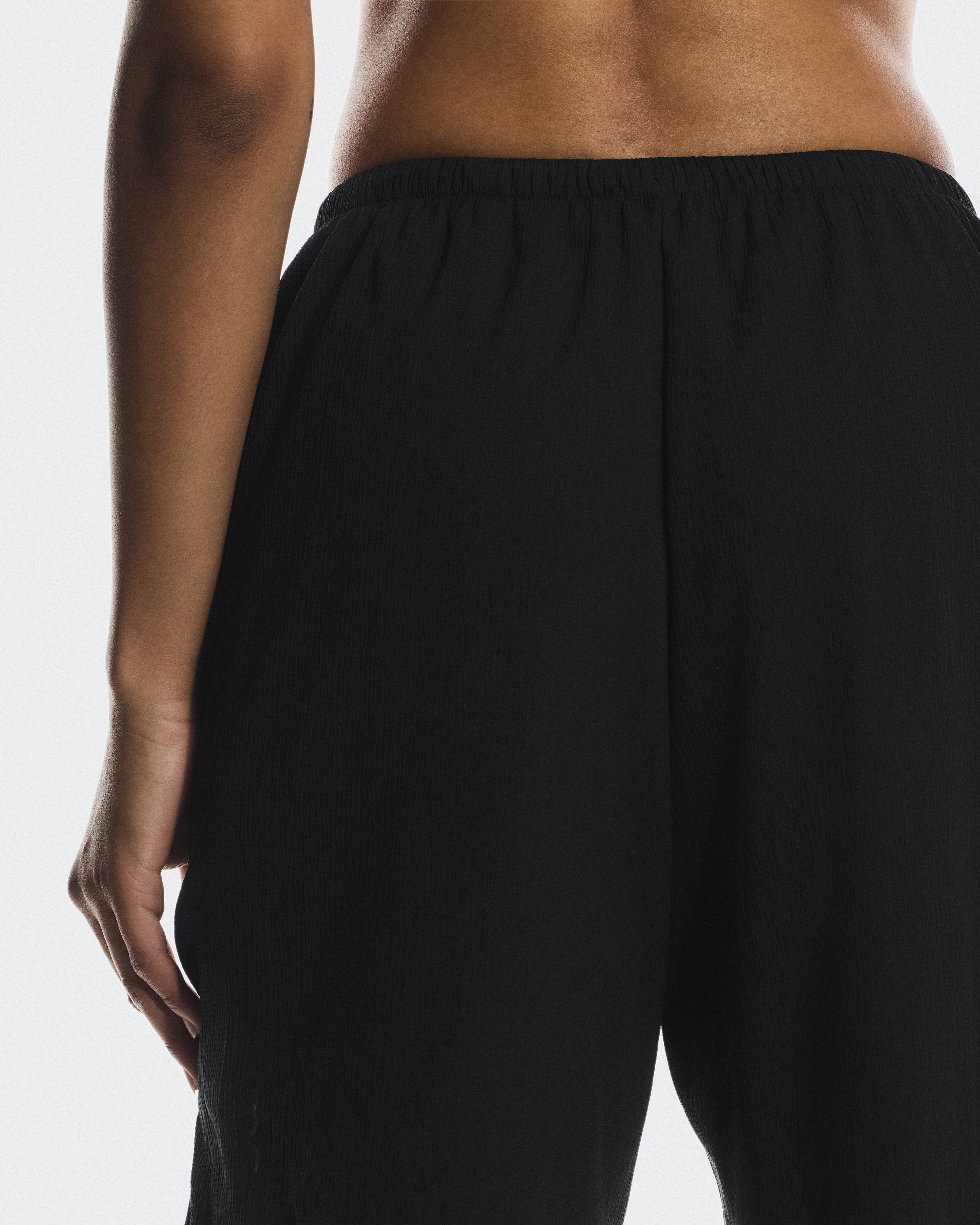 ★GLOWNY★LACE BREEZE SHORTS (BLACK)★正規品/韓国直送料込 Women's Track Shorts | Black | On Japan