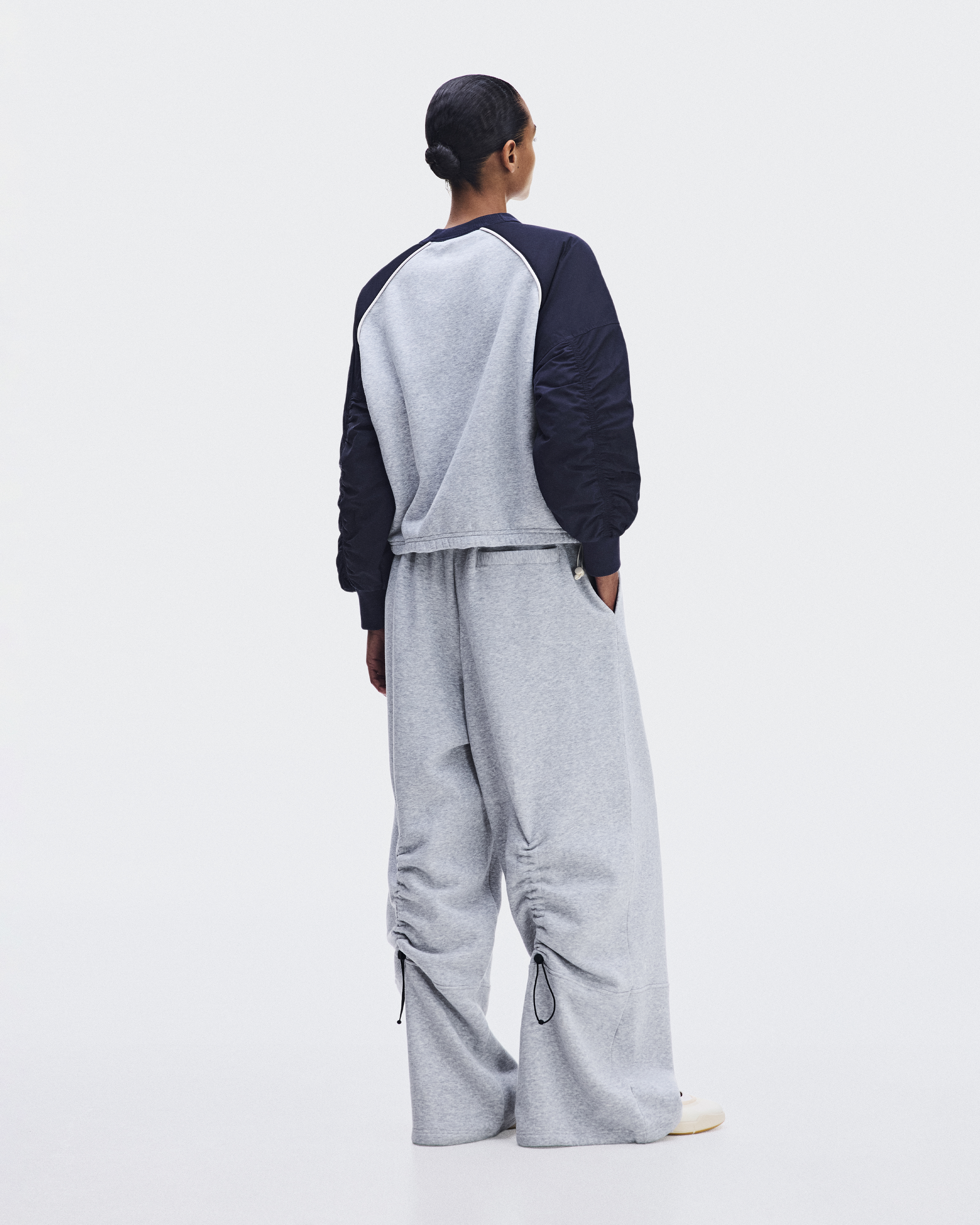 Women's Oversized Crewneck | Grey | On Andorra