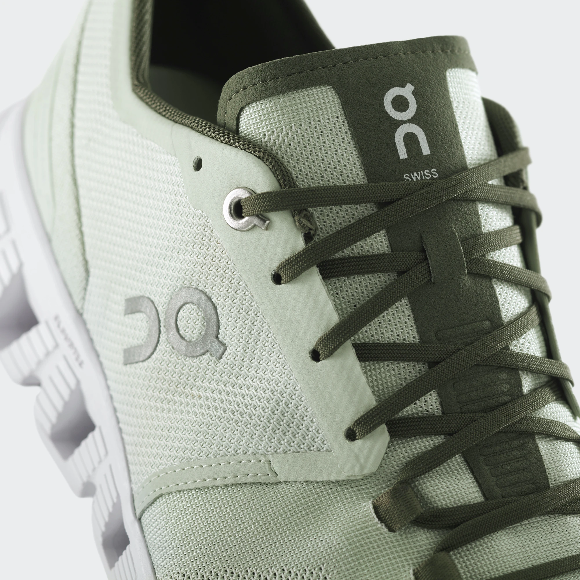 Men's Cloud X Glacier & Olive On United Kingdom