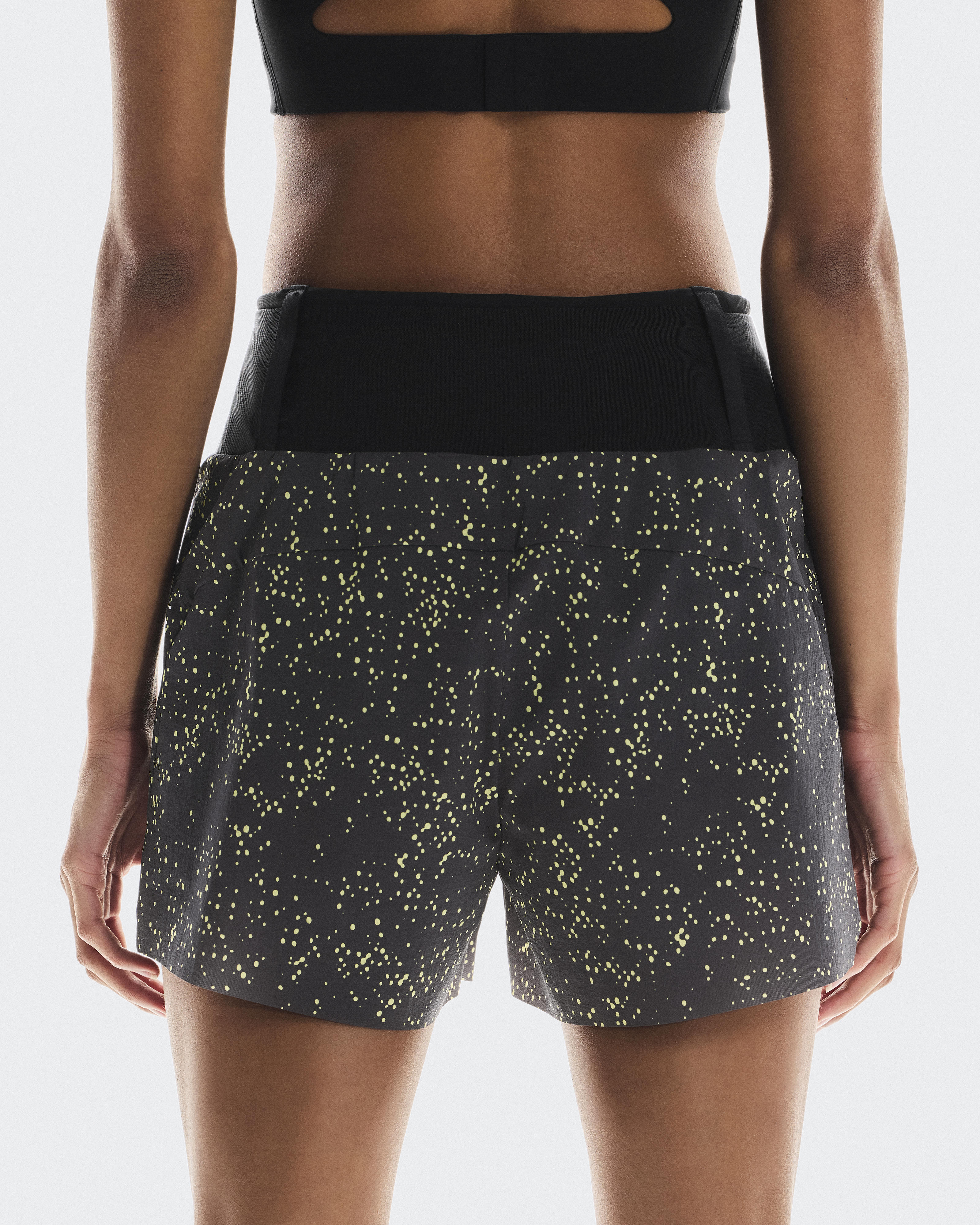 On　ULTRASHORTS Women's Ultra Shorts | On Poland
