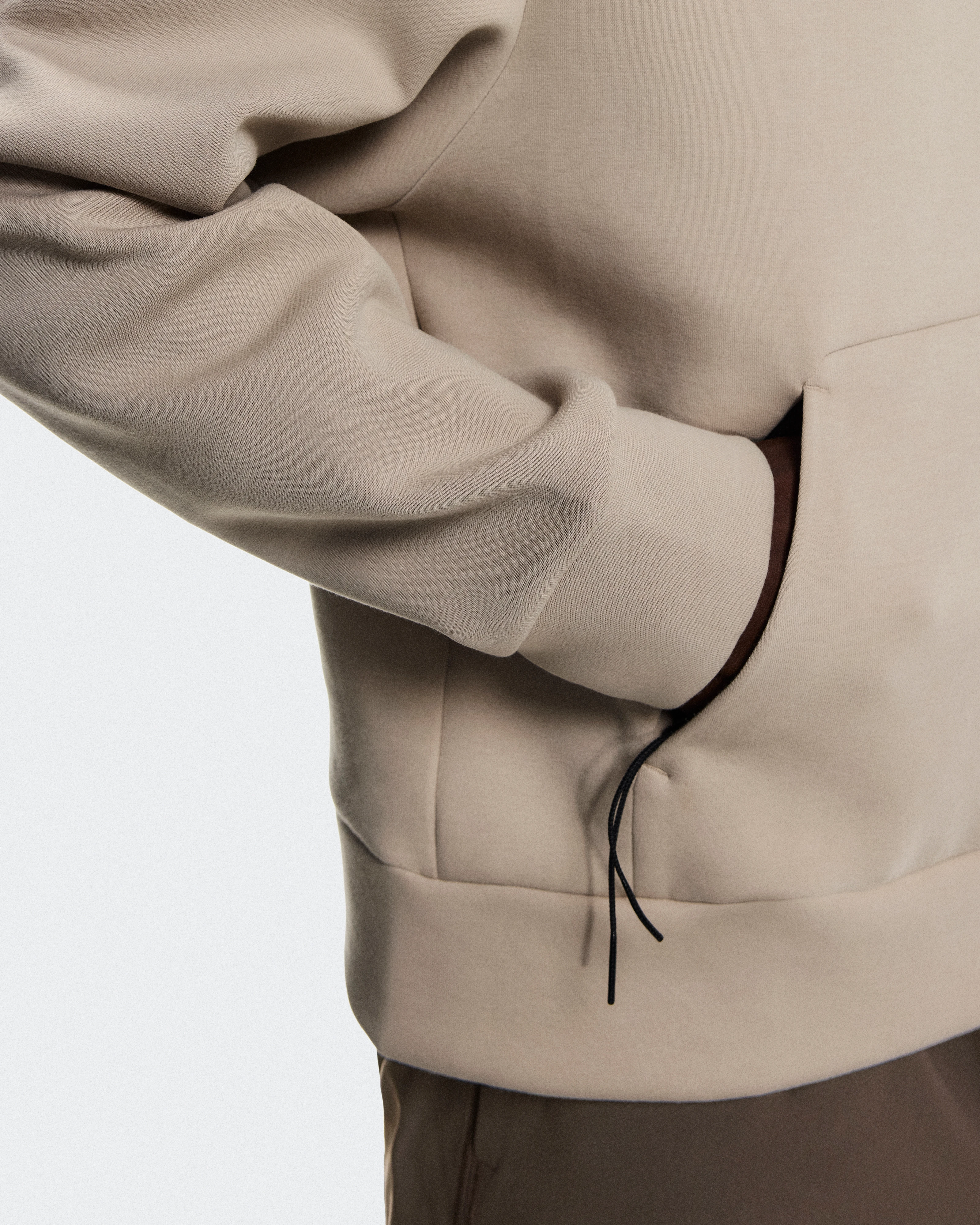 On Focus Tech Hoodie Desert Men Hoodies and sweatshirts