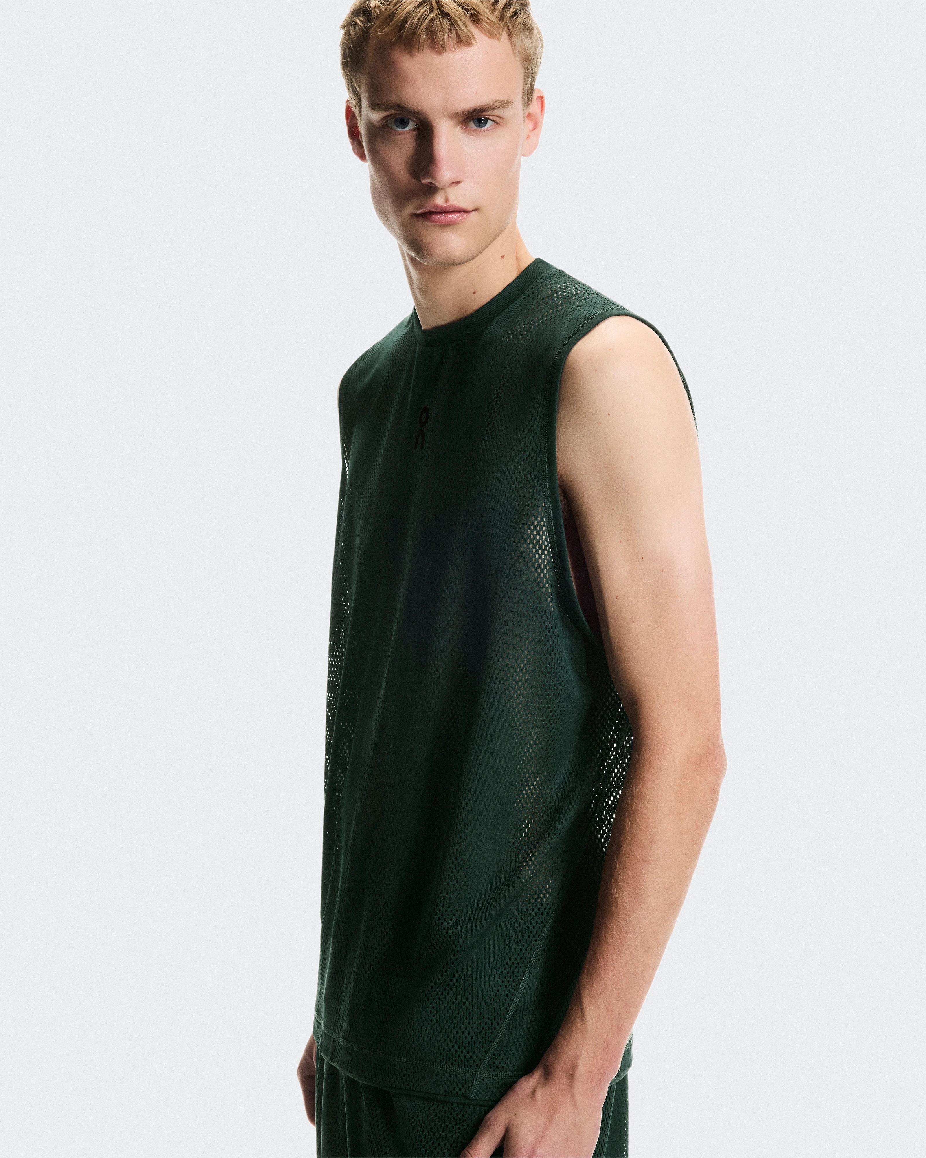 On Train Volt Tank Obsidian Men Tops and t-shirts