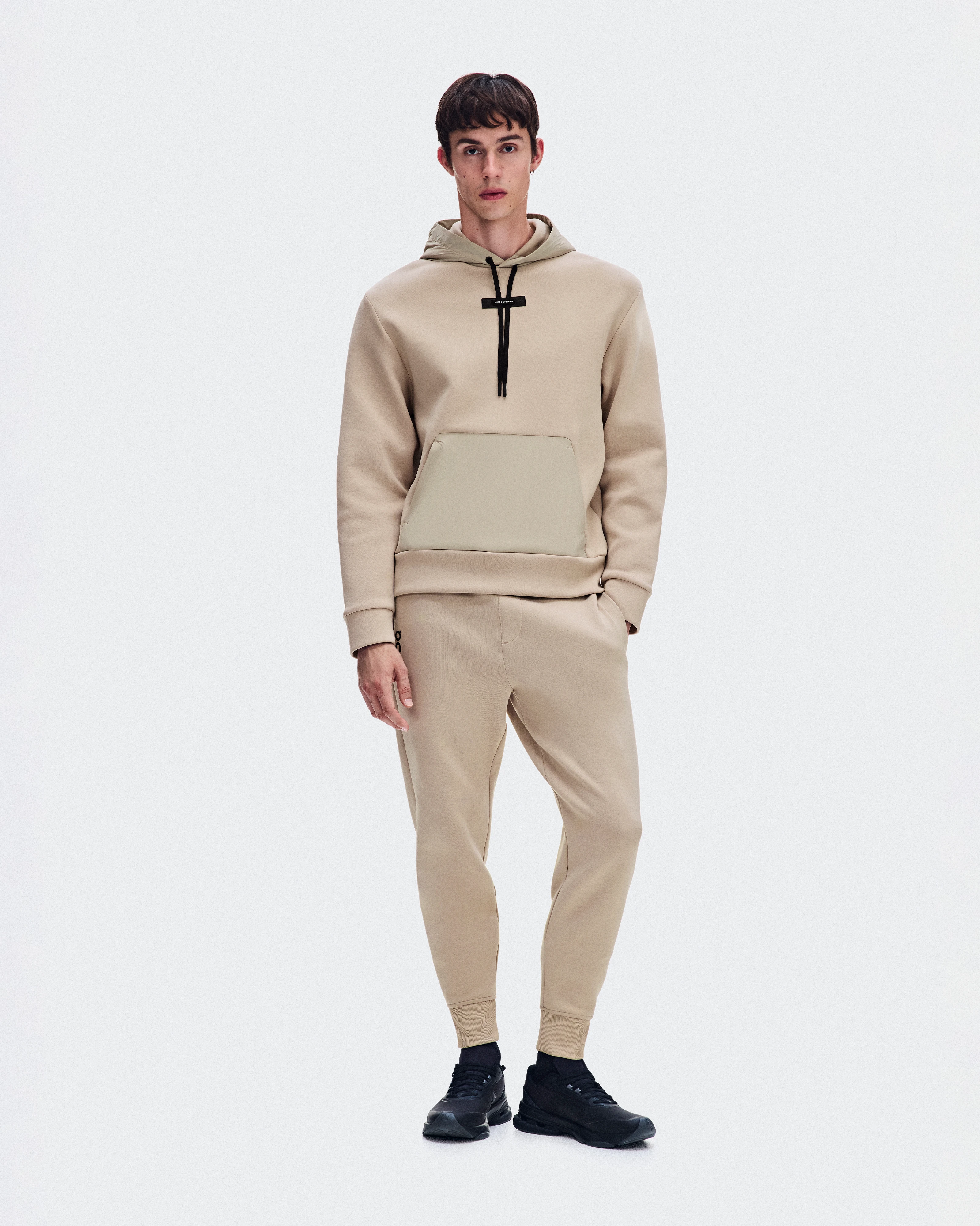 On Focus Tech Hoodie Remix Desert Men Hoodies and sweatshirts