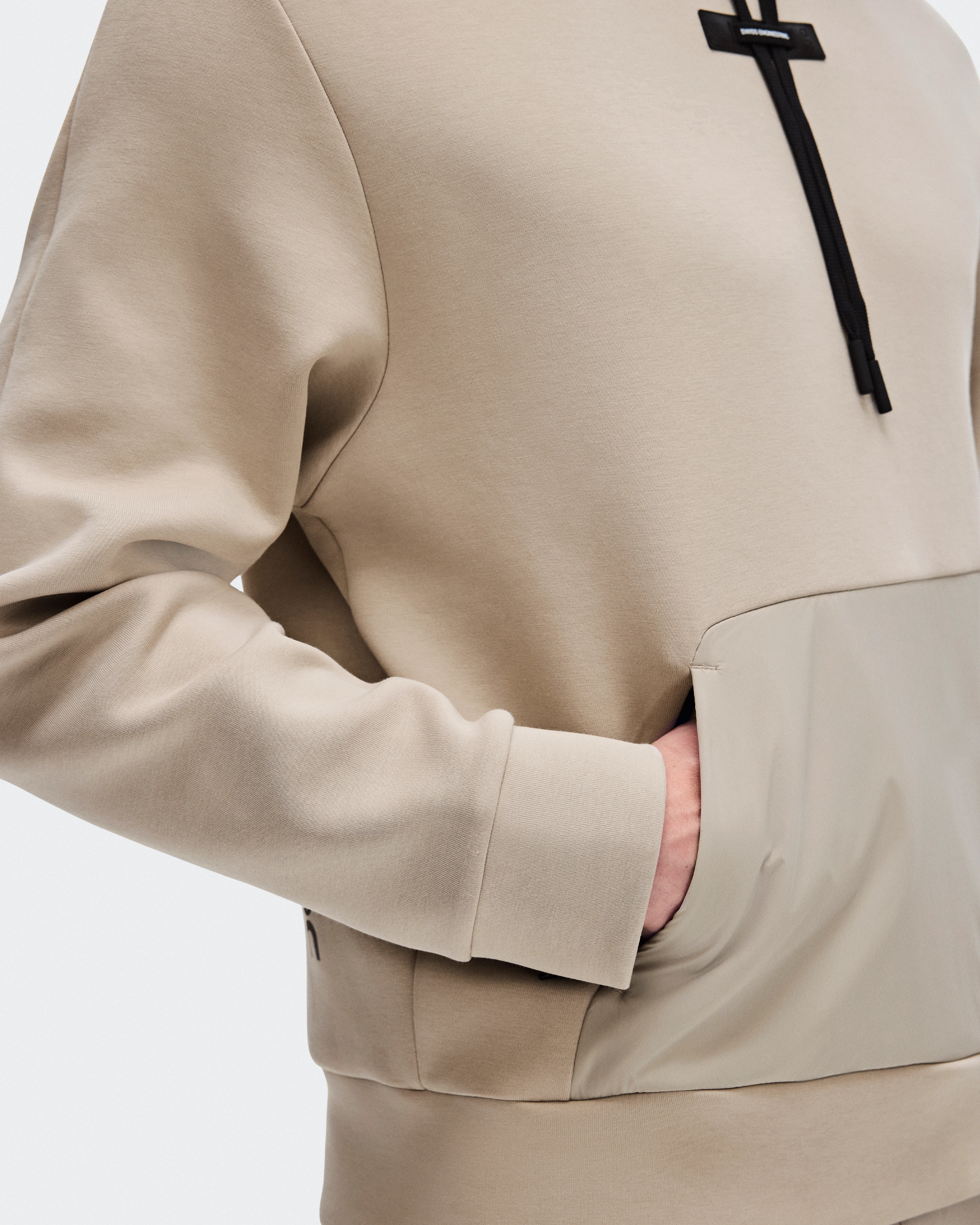 On Focus Tech Hoodie Remix Desert Men Hoodies and sweatshirts
