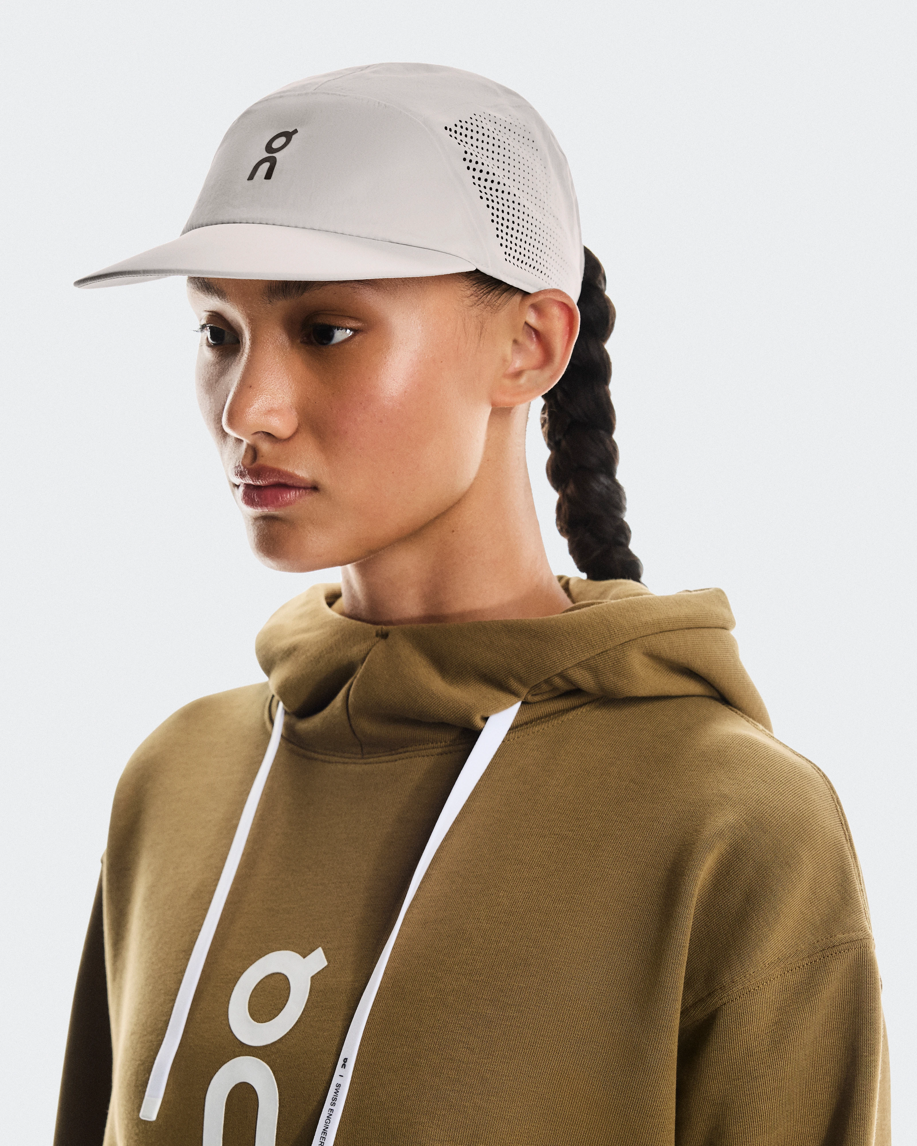On Performance Cap Pearl Unisex Headwear
