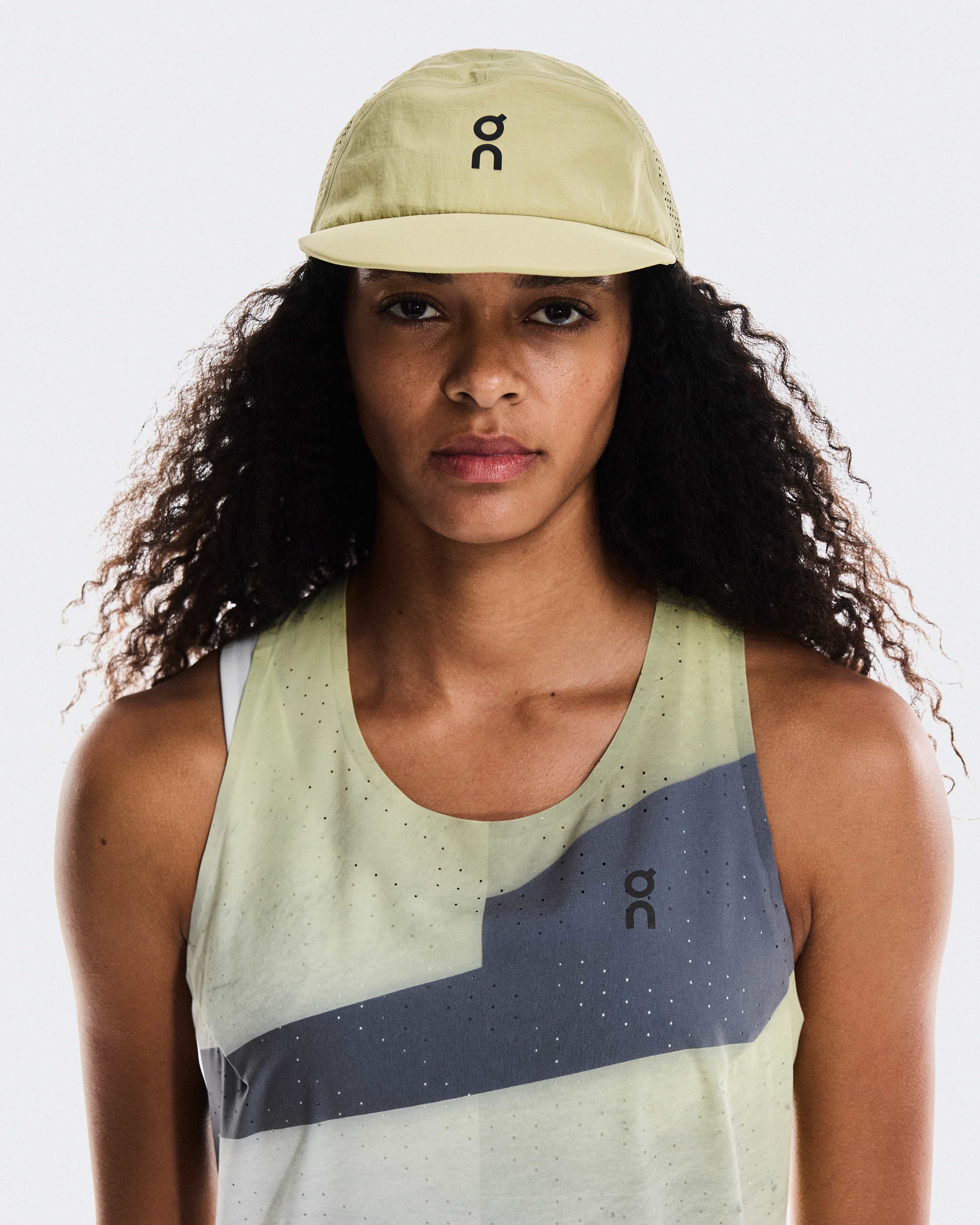 Performance Capللجنسين / Caper