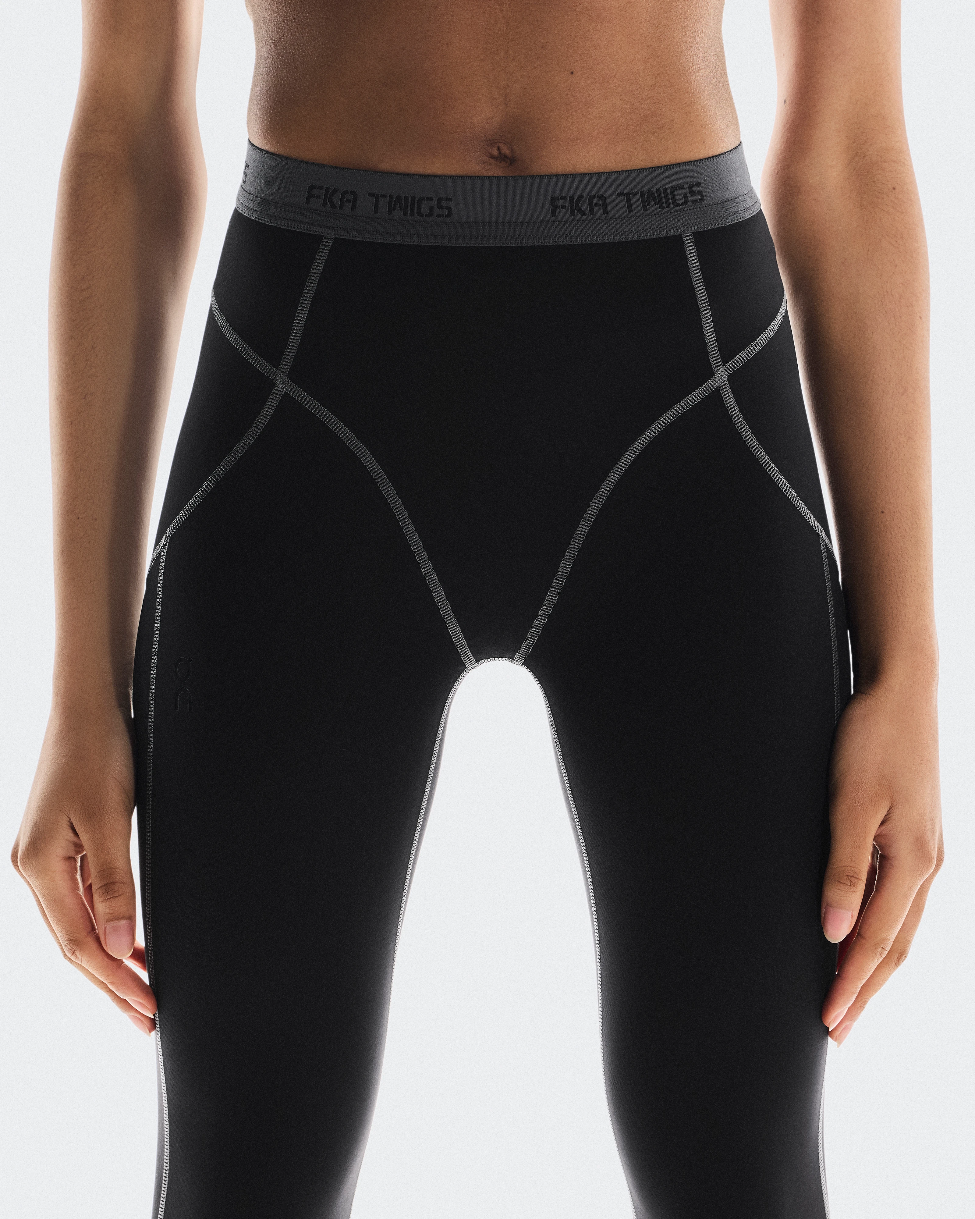 On STUDIO TIGHTS FKA Black Damen Tights & Leggings