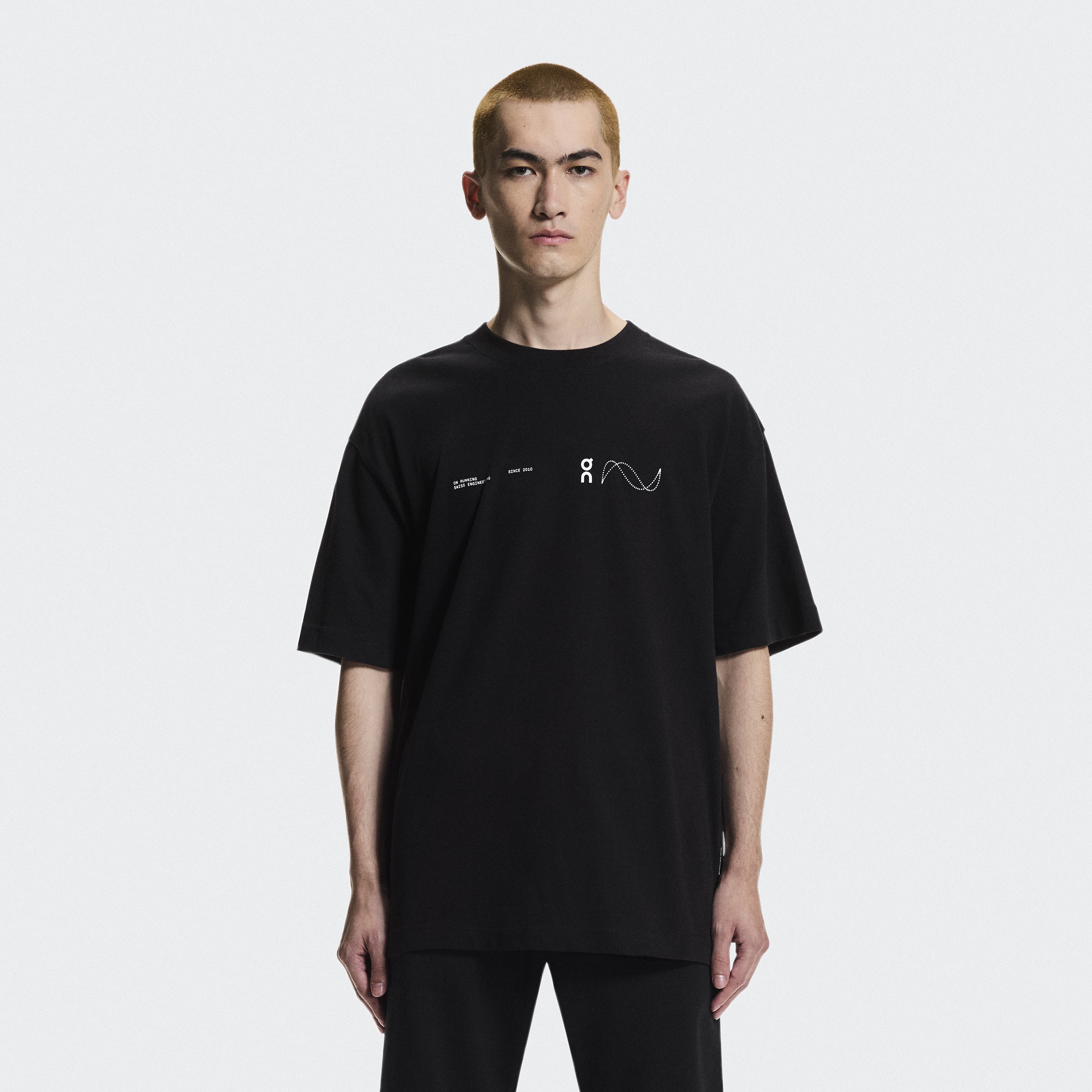 Club-T Avant Short-Sleeve Shirt in Black