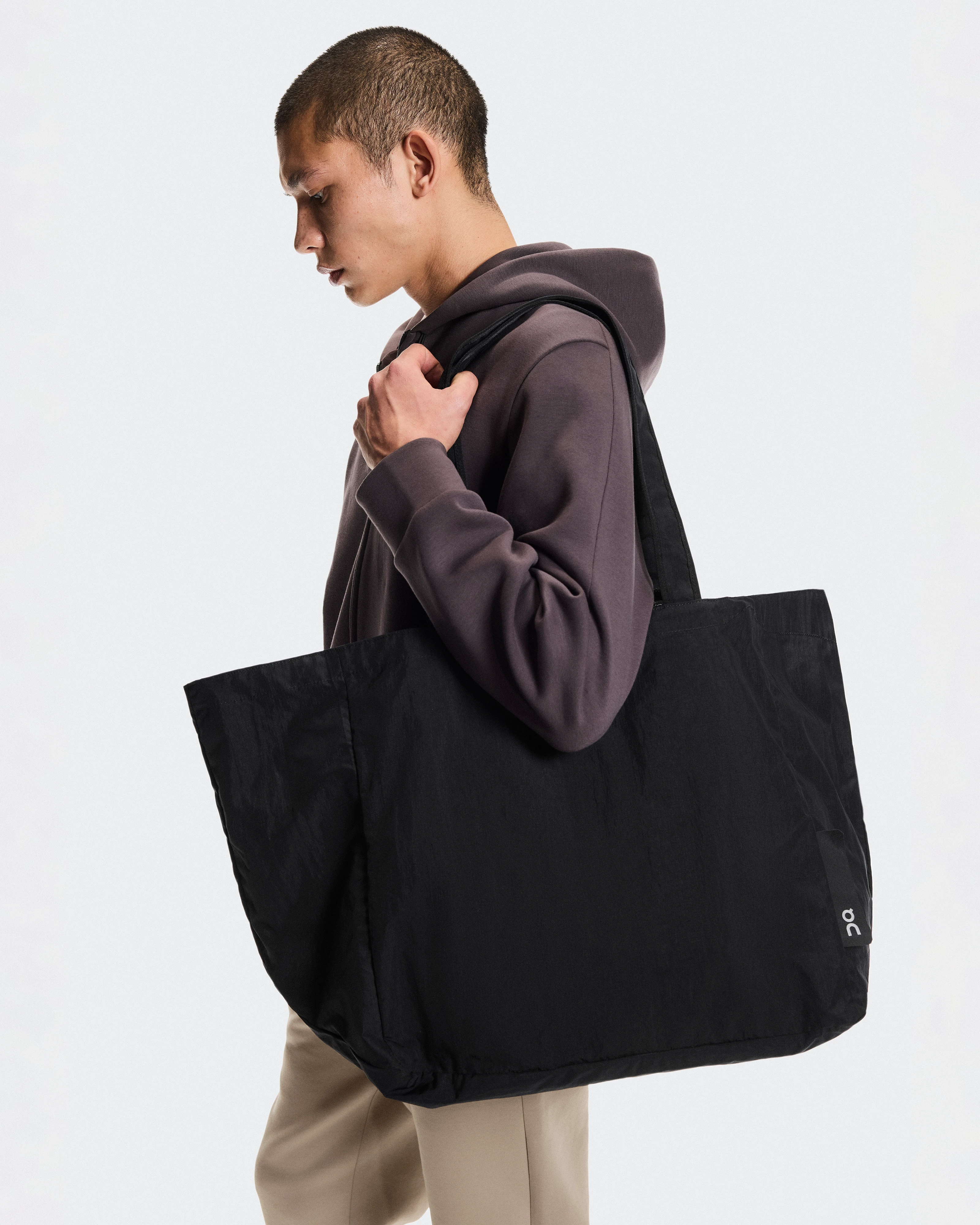 On Cargo Pack 60L Black Unisex Bags
