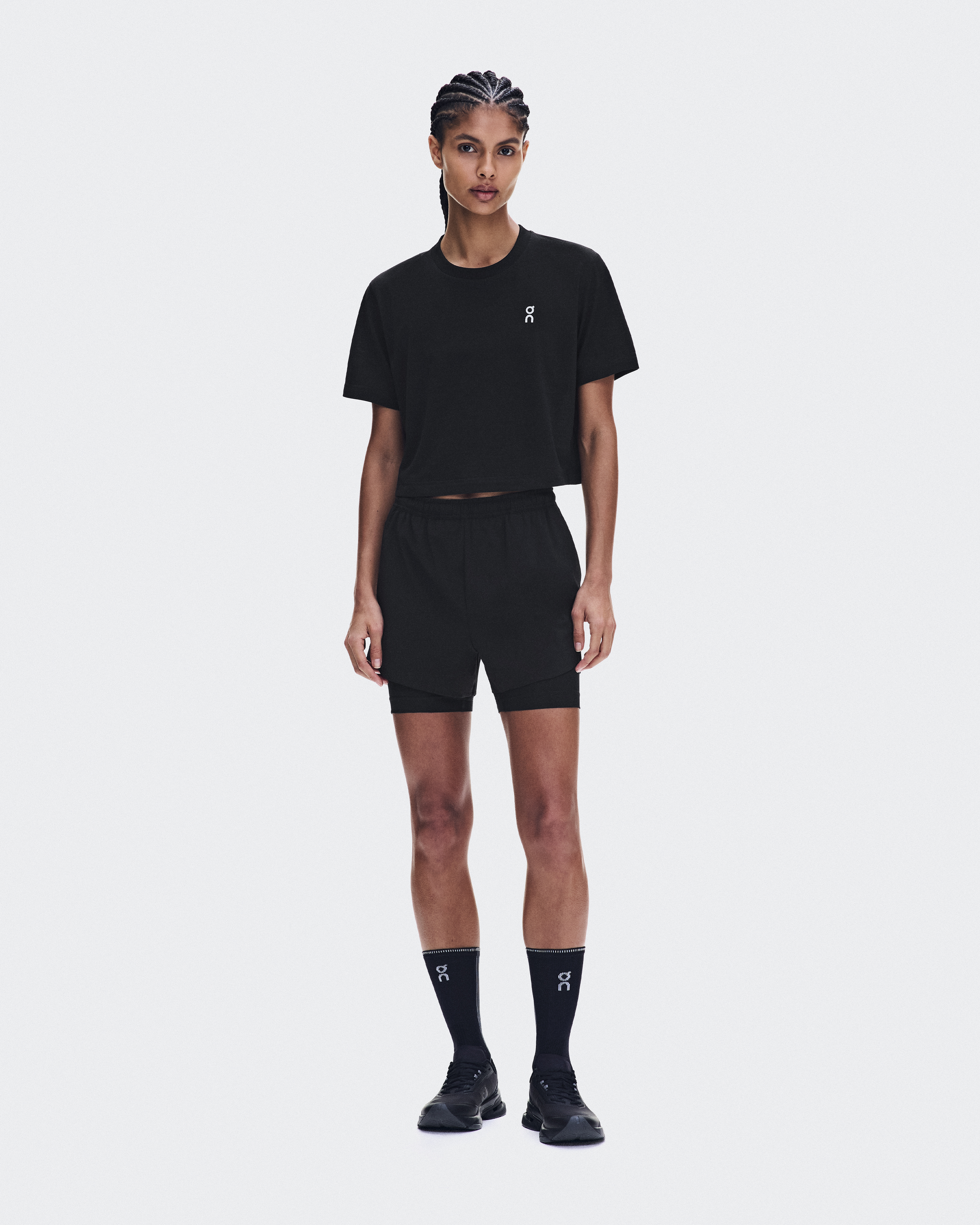 Train-T Crop Shirt in Black
