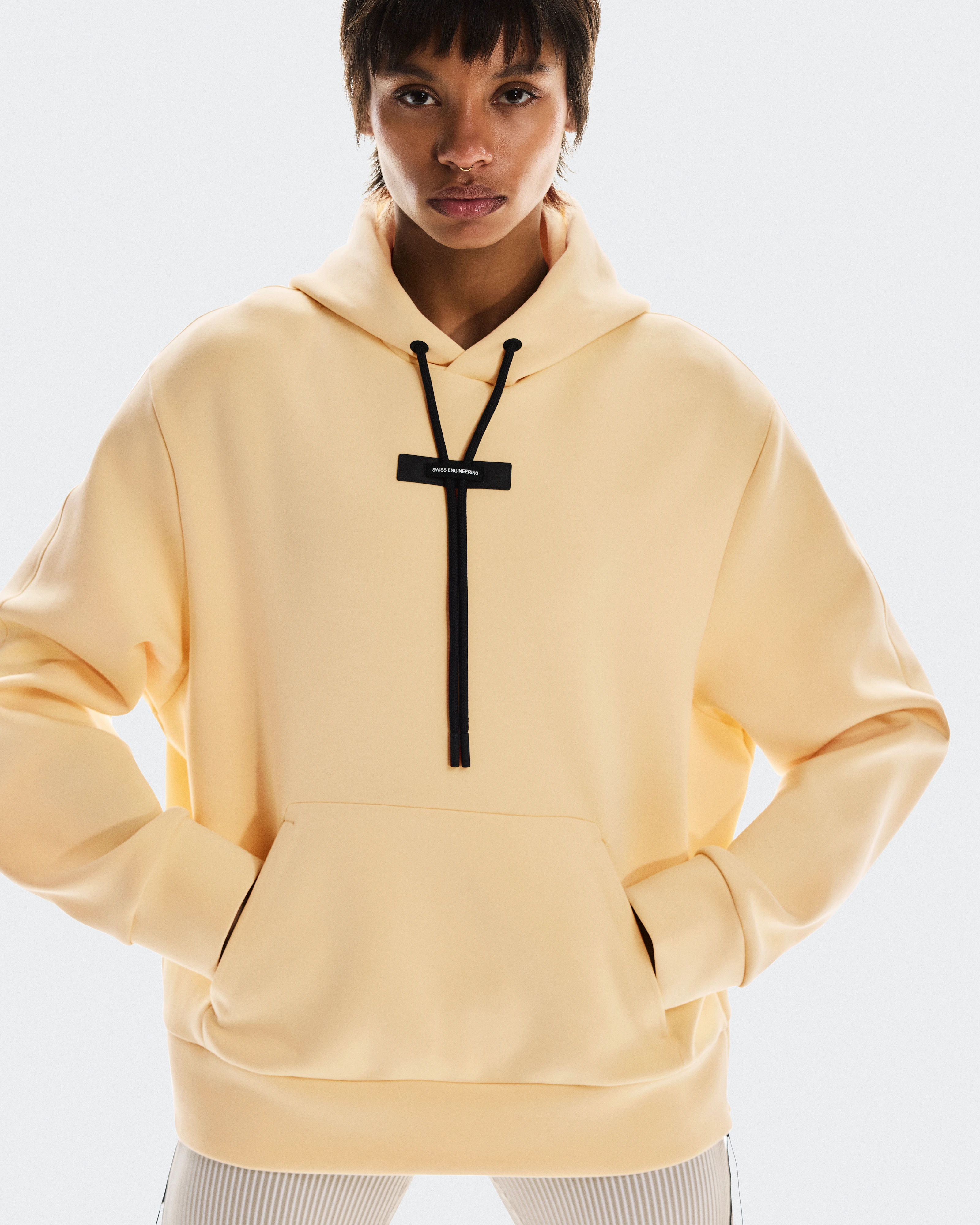 On Focus Tech Hoodie Nectar Women Hoodies and sweatshirts