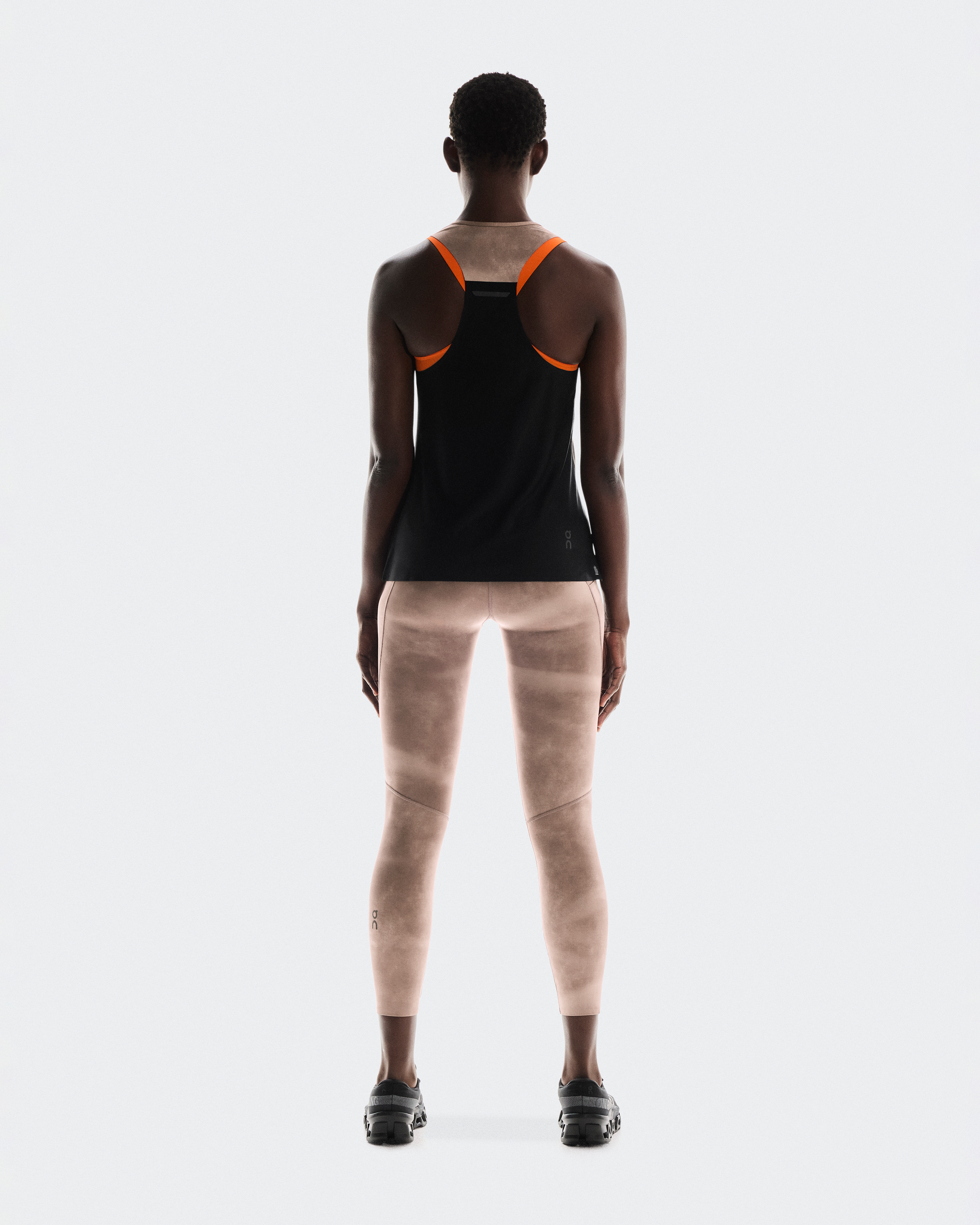 Performance Tank AOPWomen / Cinder | Black / L